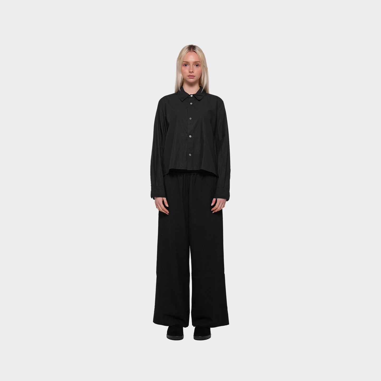 OMEN Oberteil Abigail Talbot am model