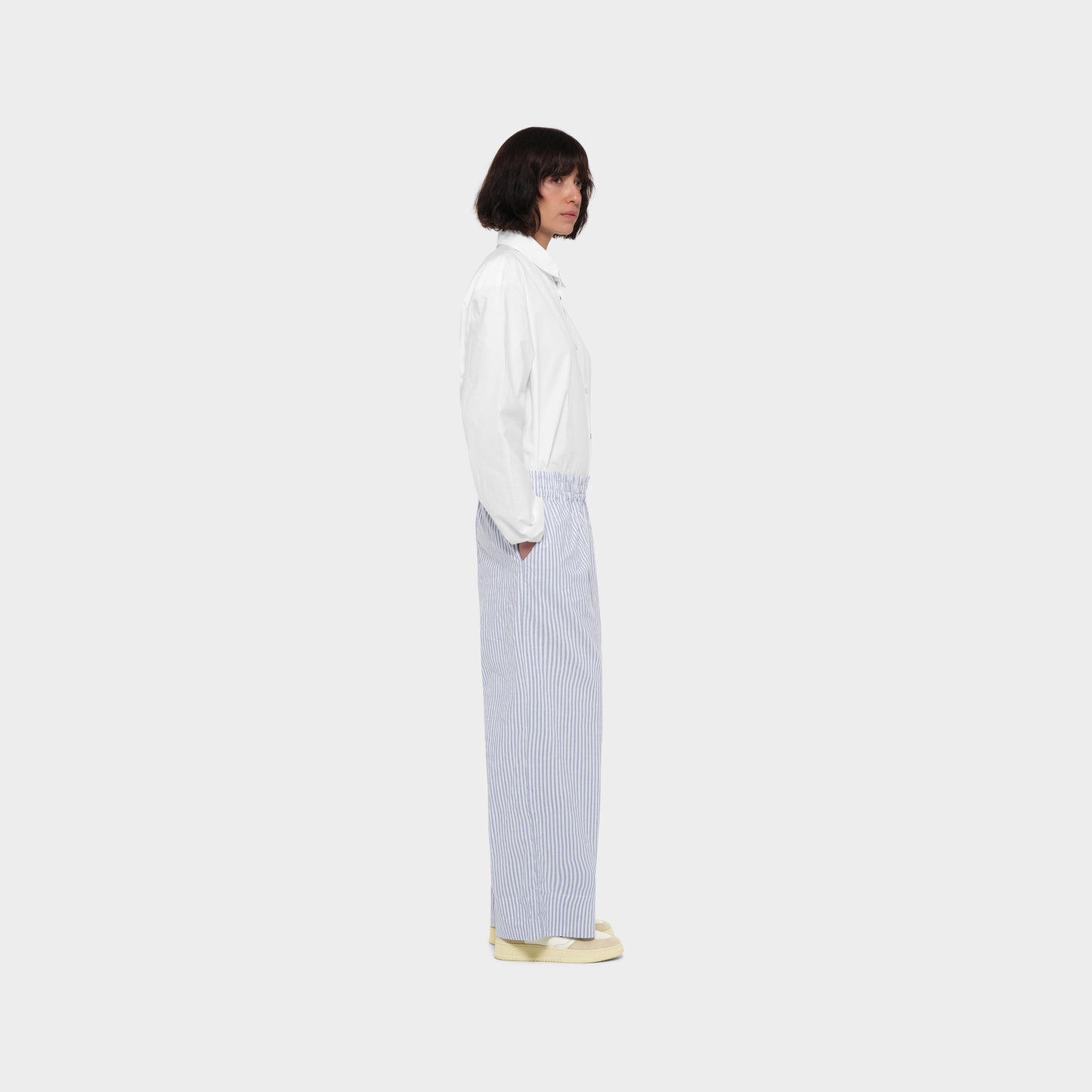 OMEN Hose Helen Amadeus Barre am model