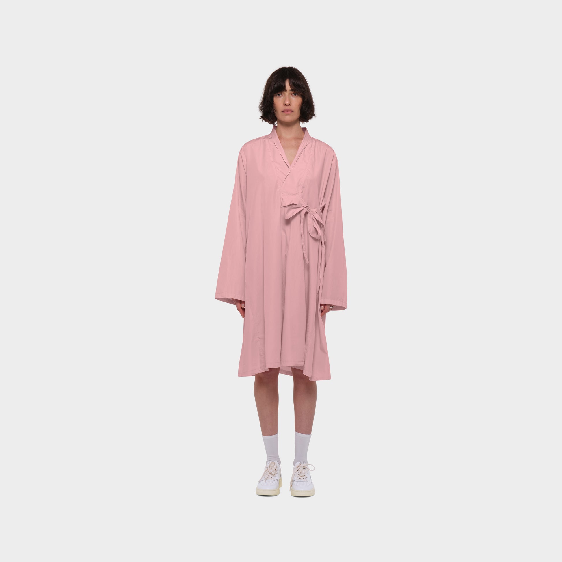 OMEN Kleid Haruka Super Piu am model
