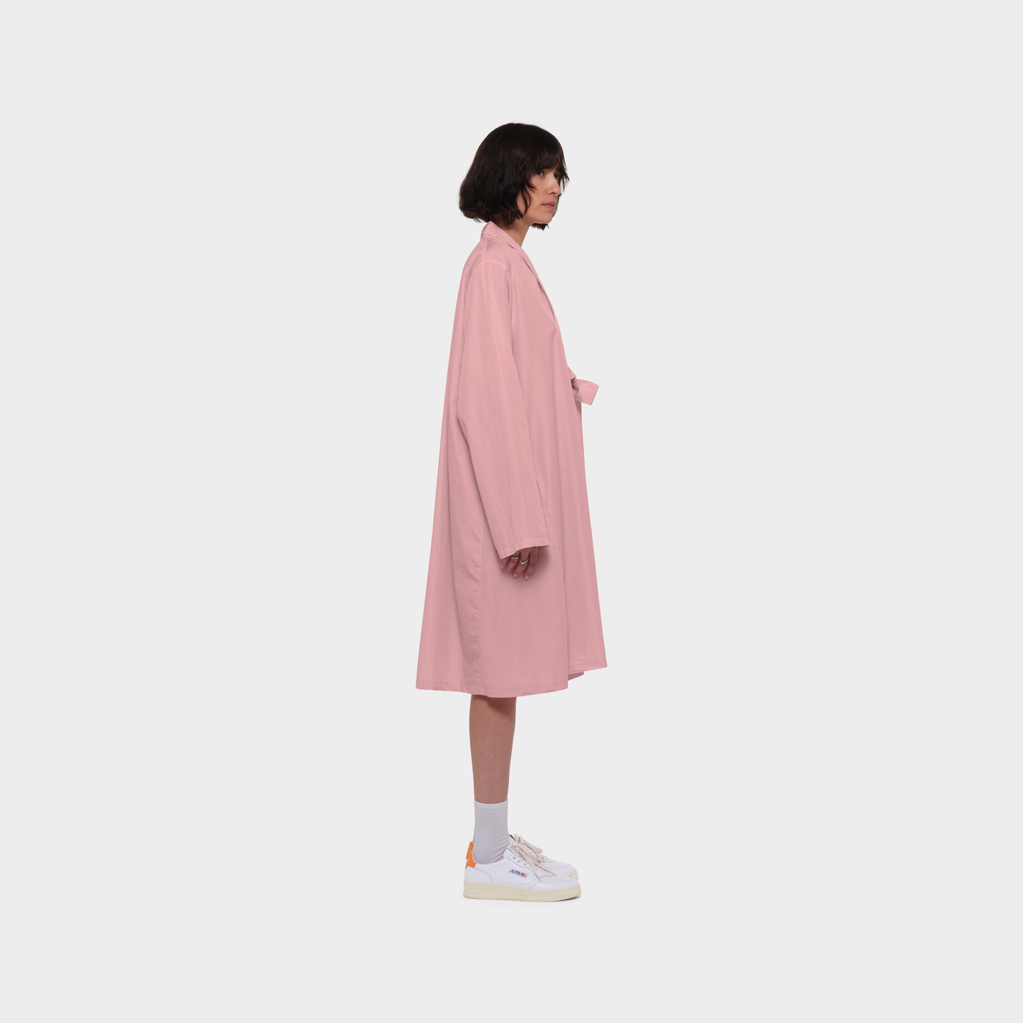 OMEN Kleid Haruka Super Piu am model