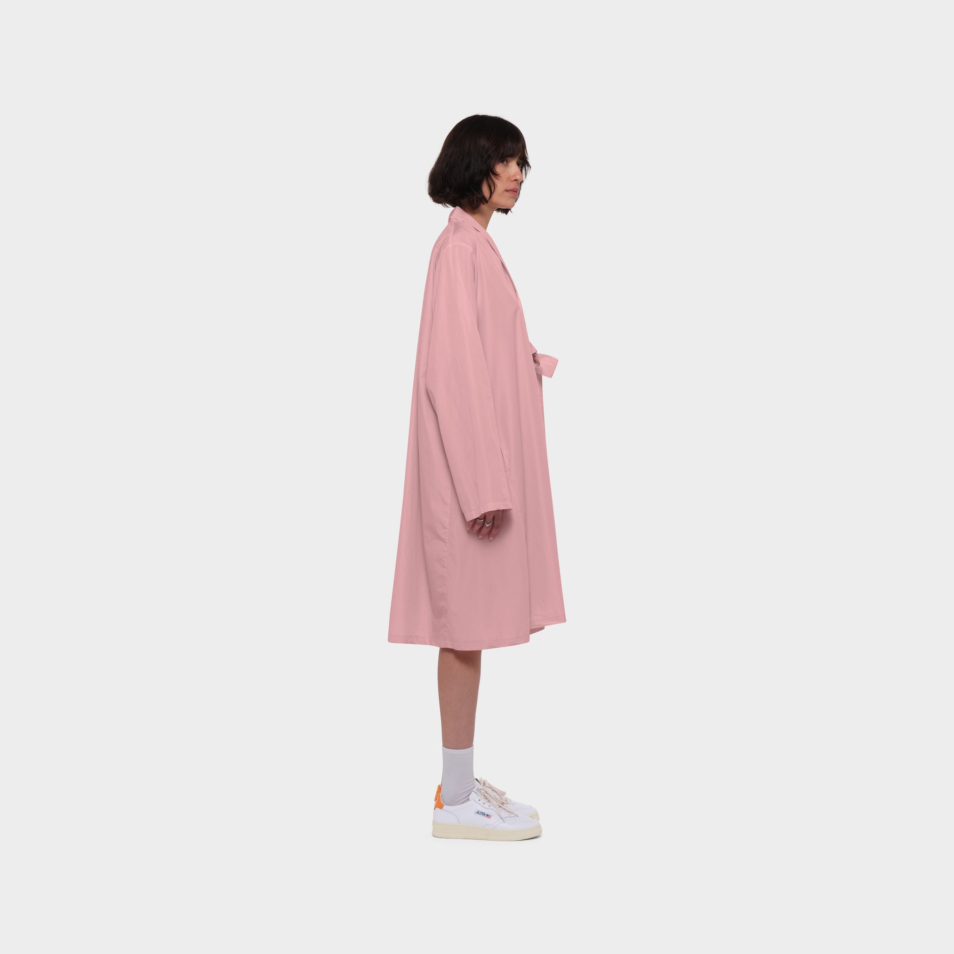 OMEN Kleid Haruka Super Piu am model