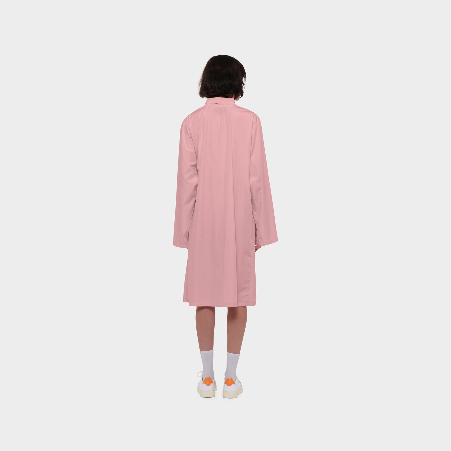 OMEN Kleid Haruka Super Piu am model