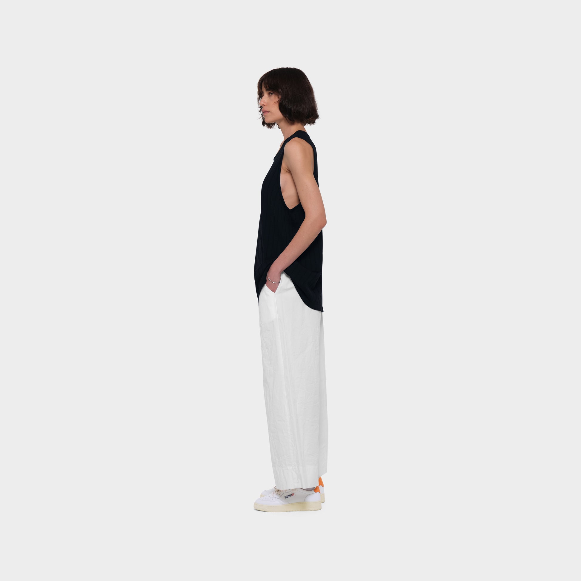 OMEN Pullunder Tank Top Flottrippe am model
