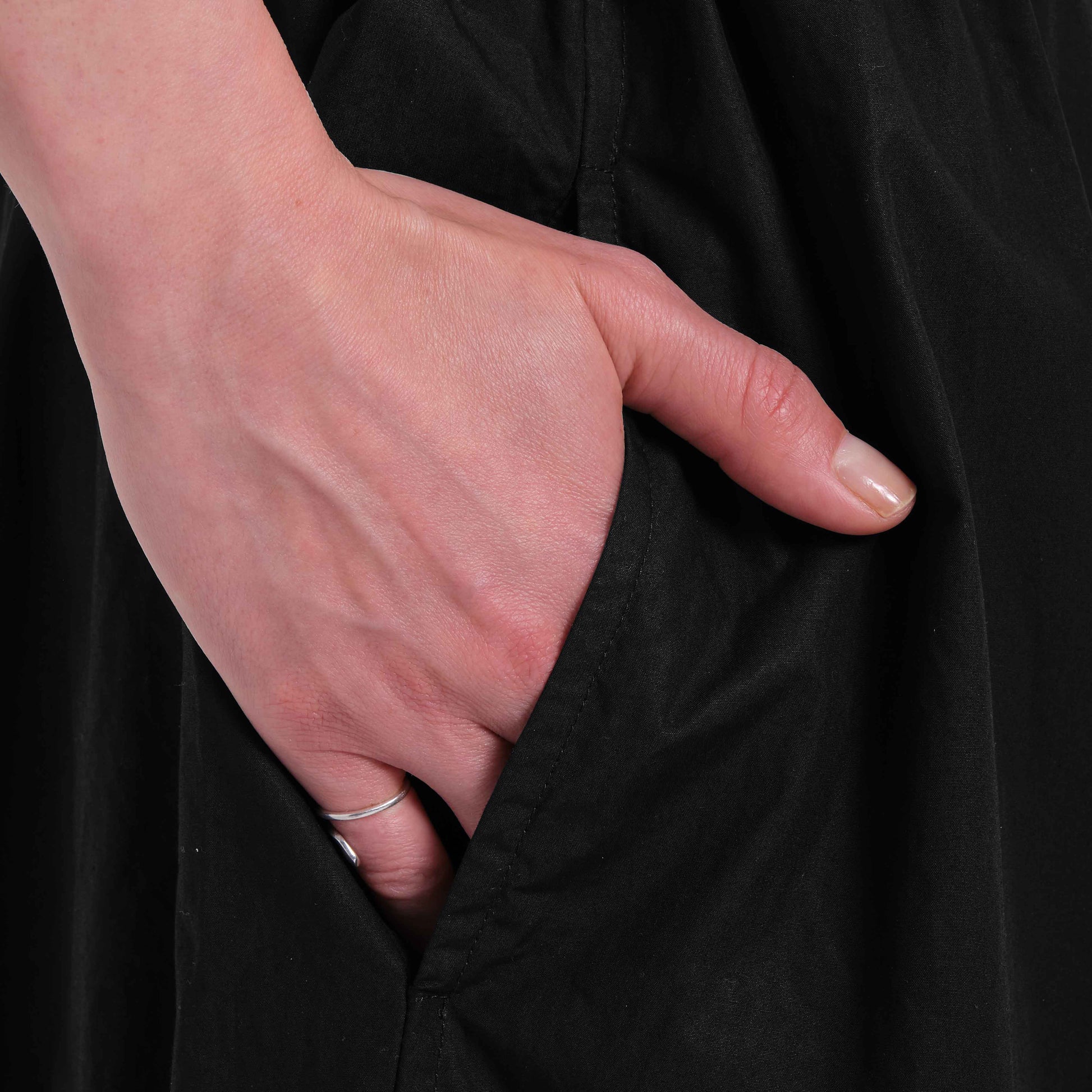 OMEN Shorts Ballett Talbot am model