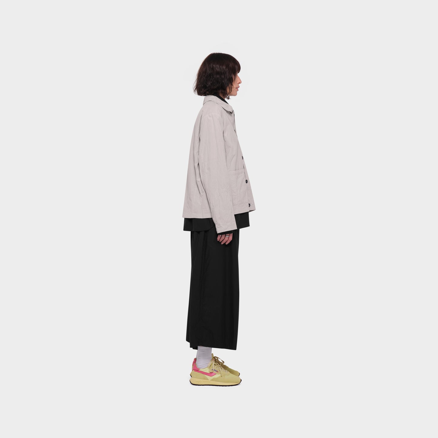 OMEN Sakko Kaja Canvas am model