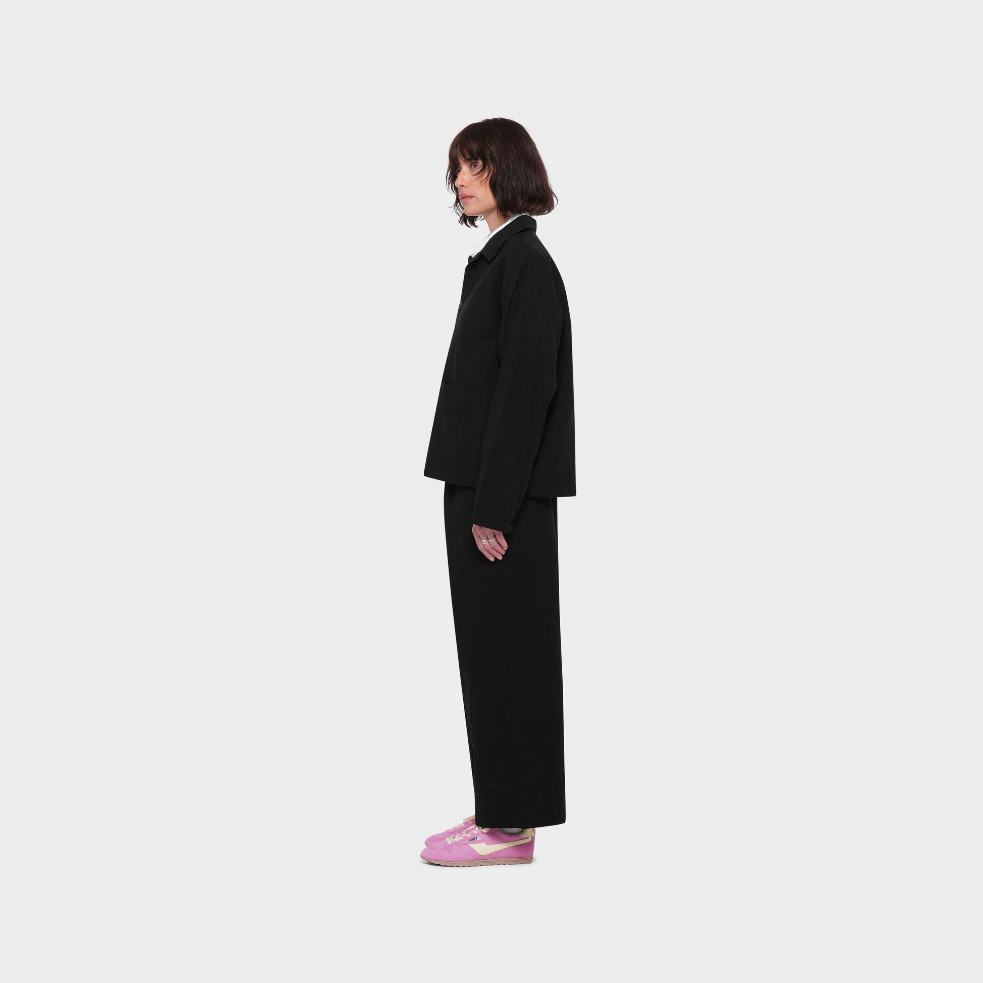 OMEN Sakko Kaja Claque am model