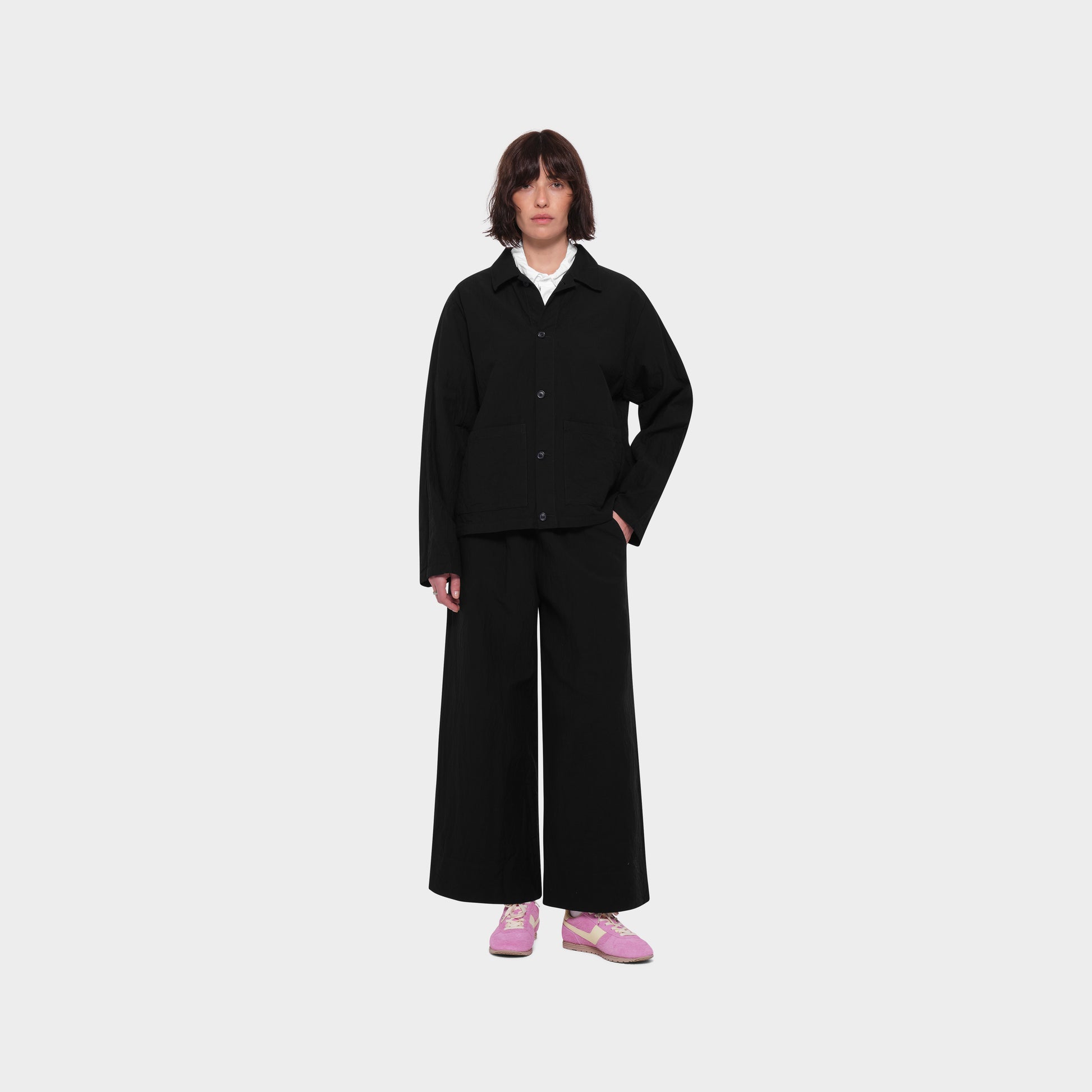OMEN Sakko Kaja Claque am model