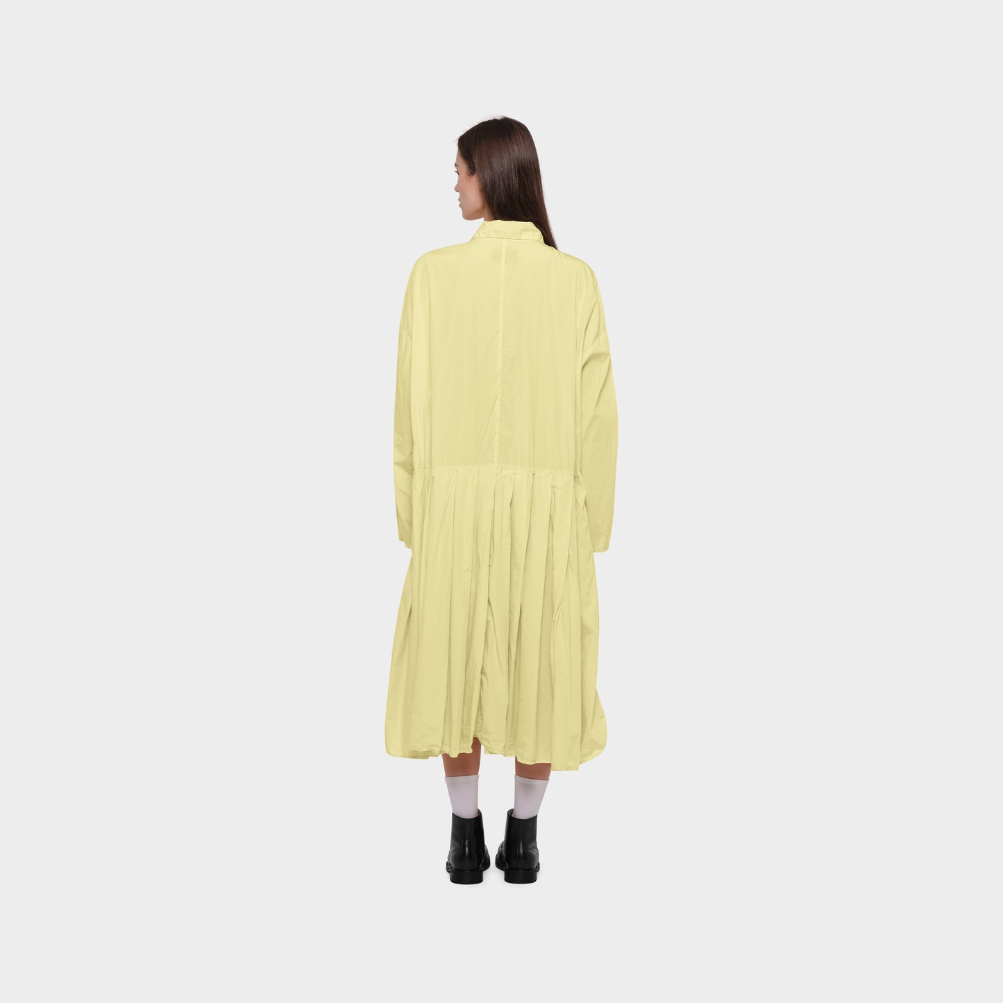 OMEN Kleid Königspudel Super Piu am model
