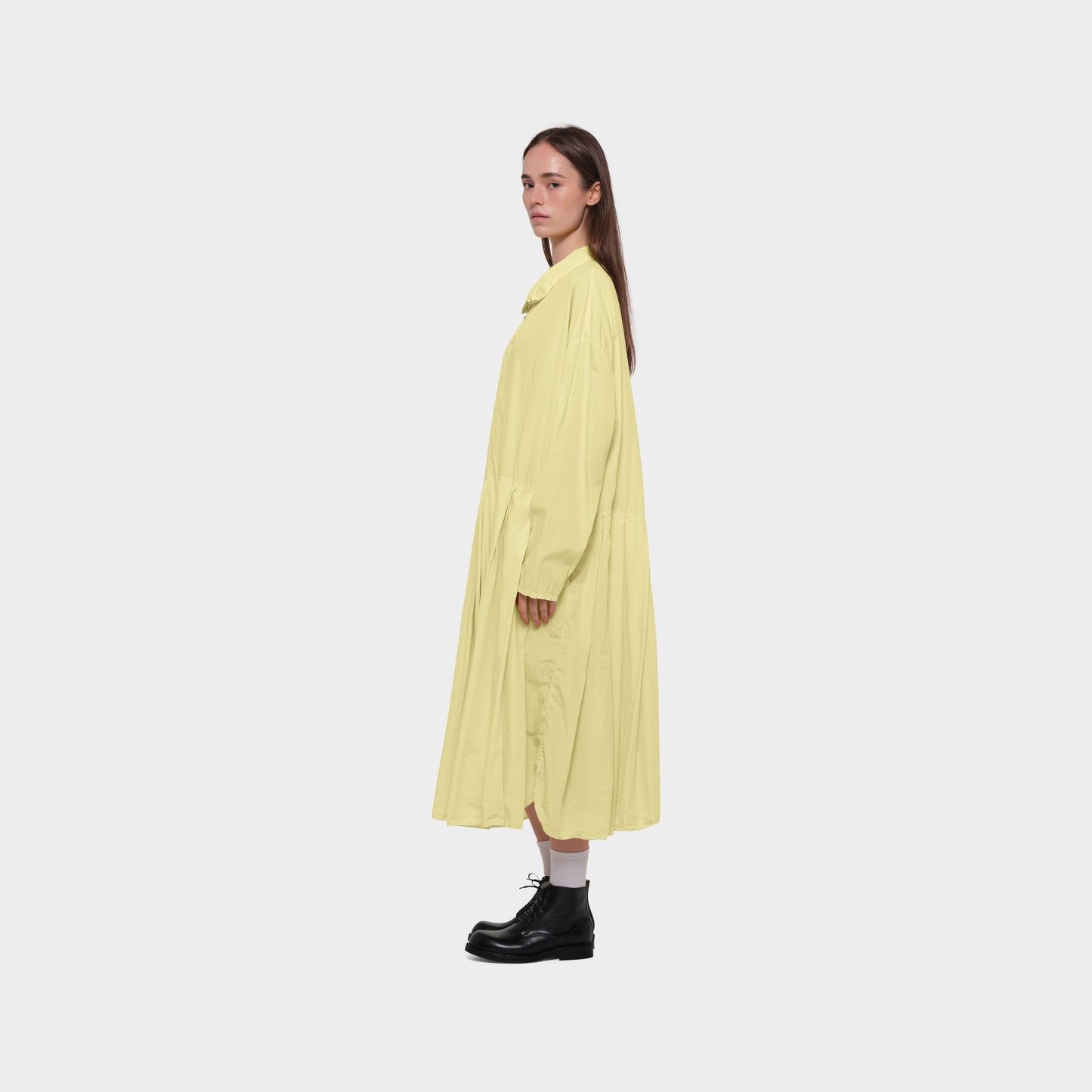 OMEN Kleid Königspudel Super Piu am model