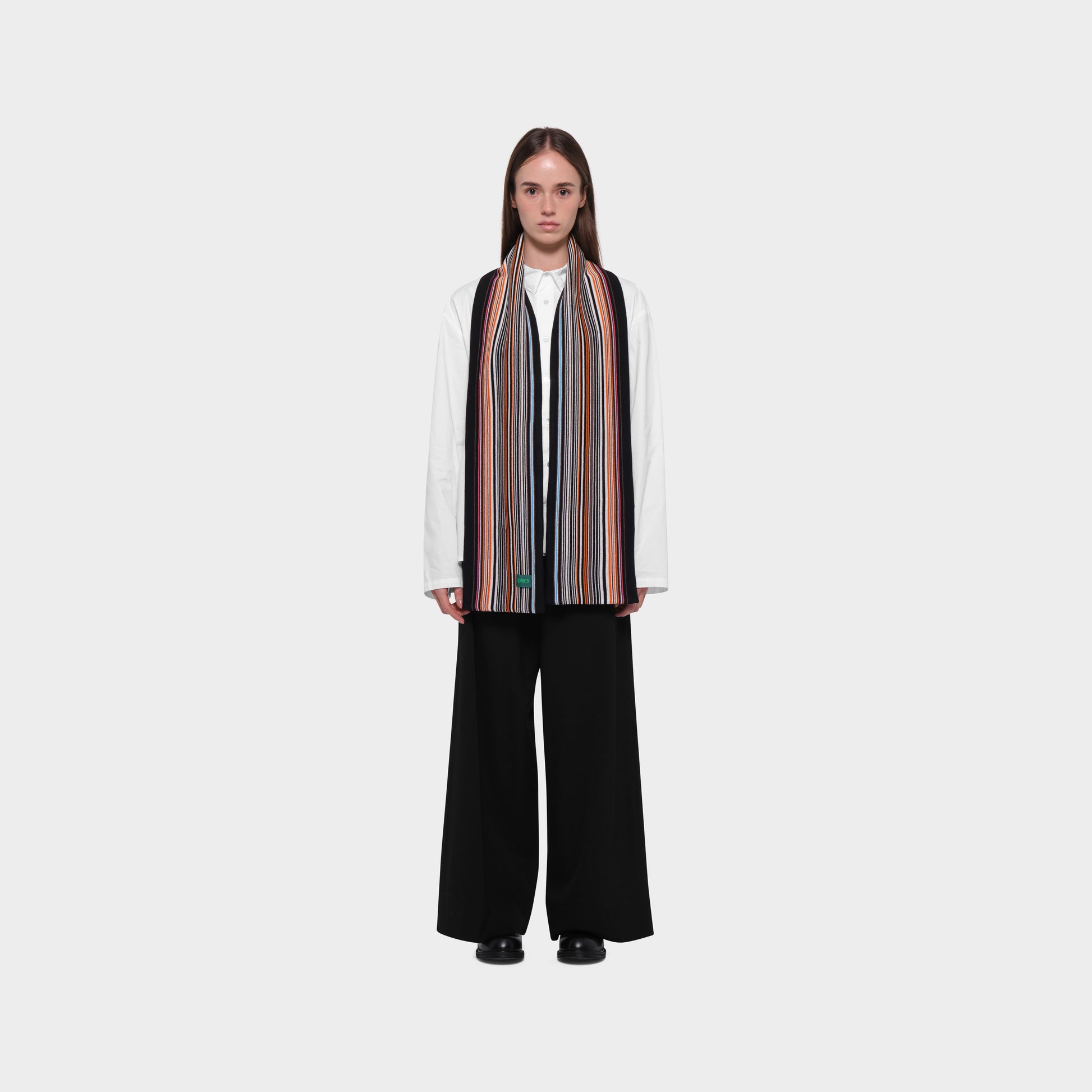 OMEN Schal Kian LS PS am model