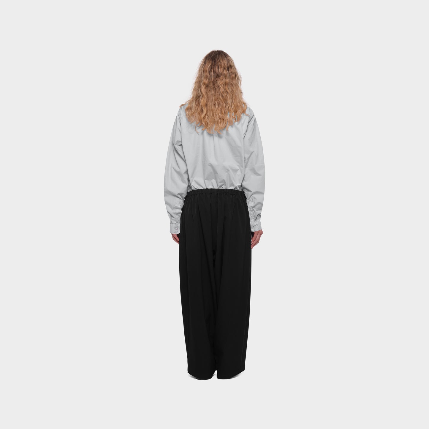 OMEN Hose Vita Olivi am model