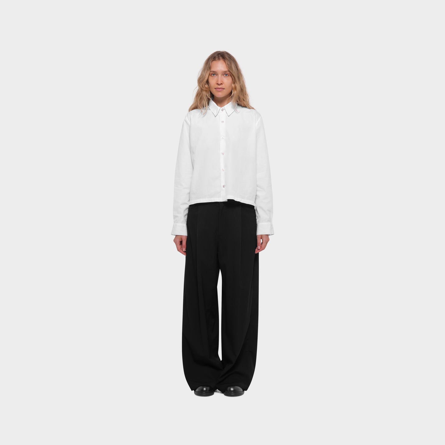 OMEN Hose Vienna Olivi am model