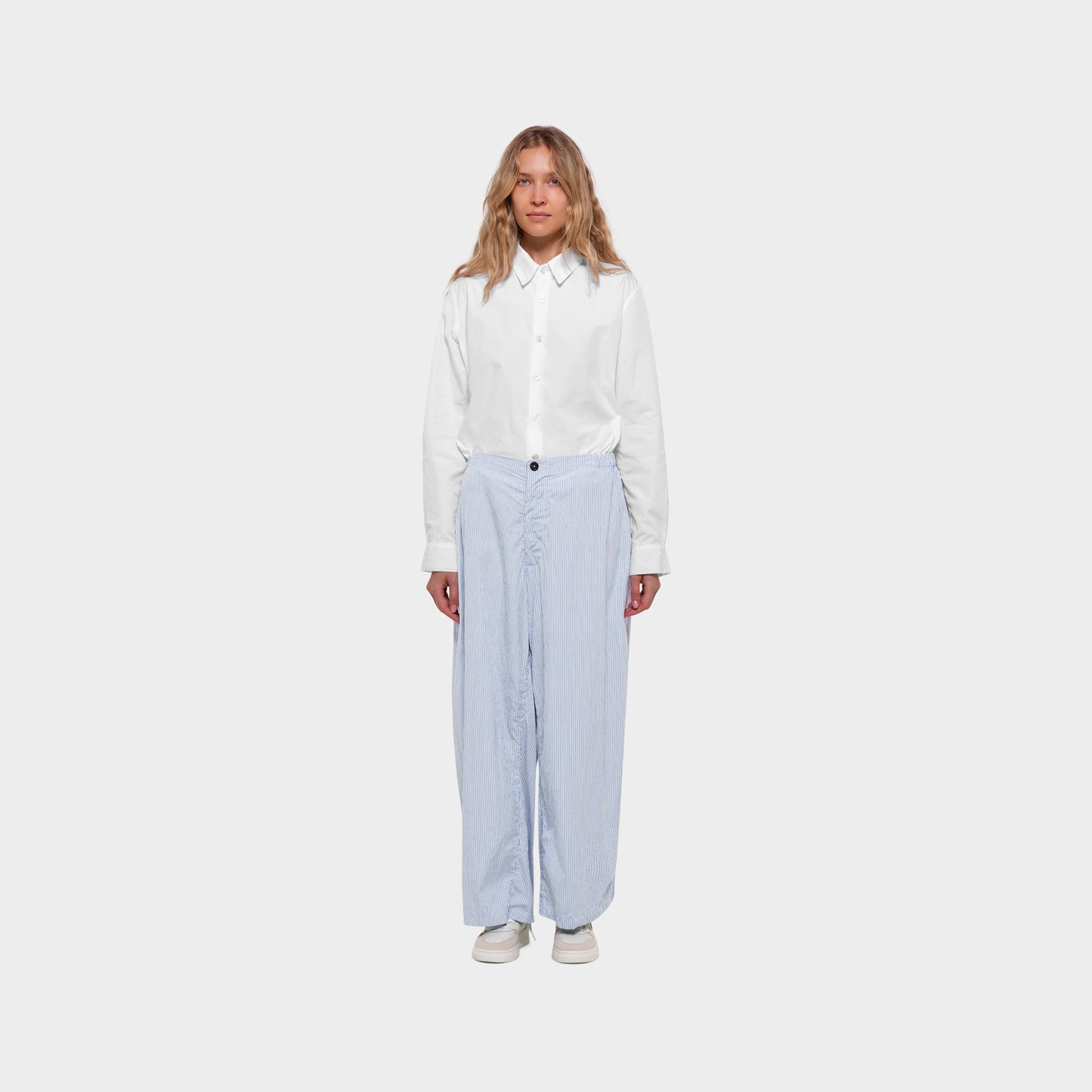 OMEN Hose Vita Regent am model