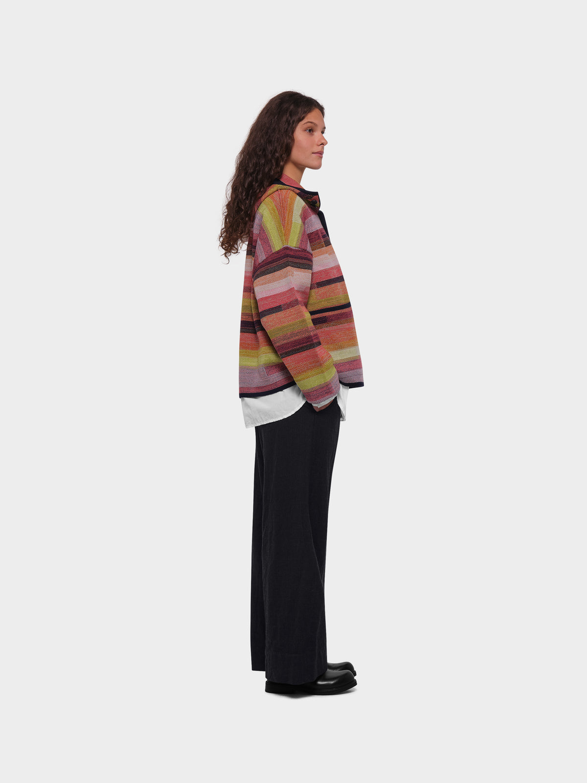 OMEN Strickjacke Tömmchen Kapuze Sao Paulo am model