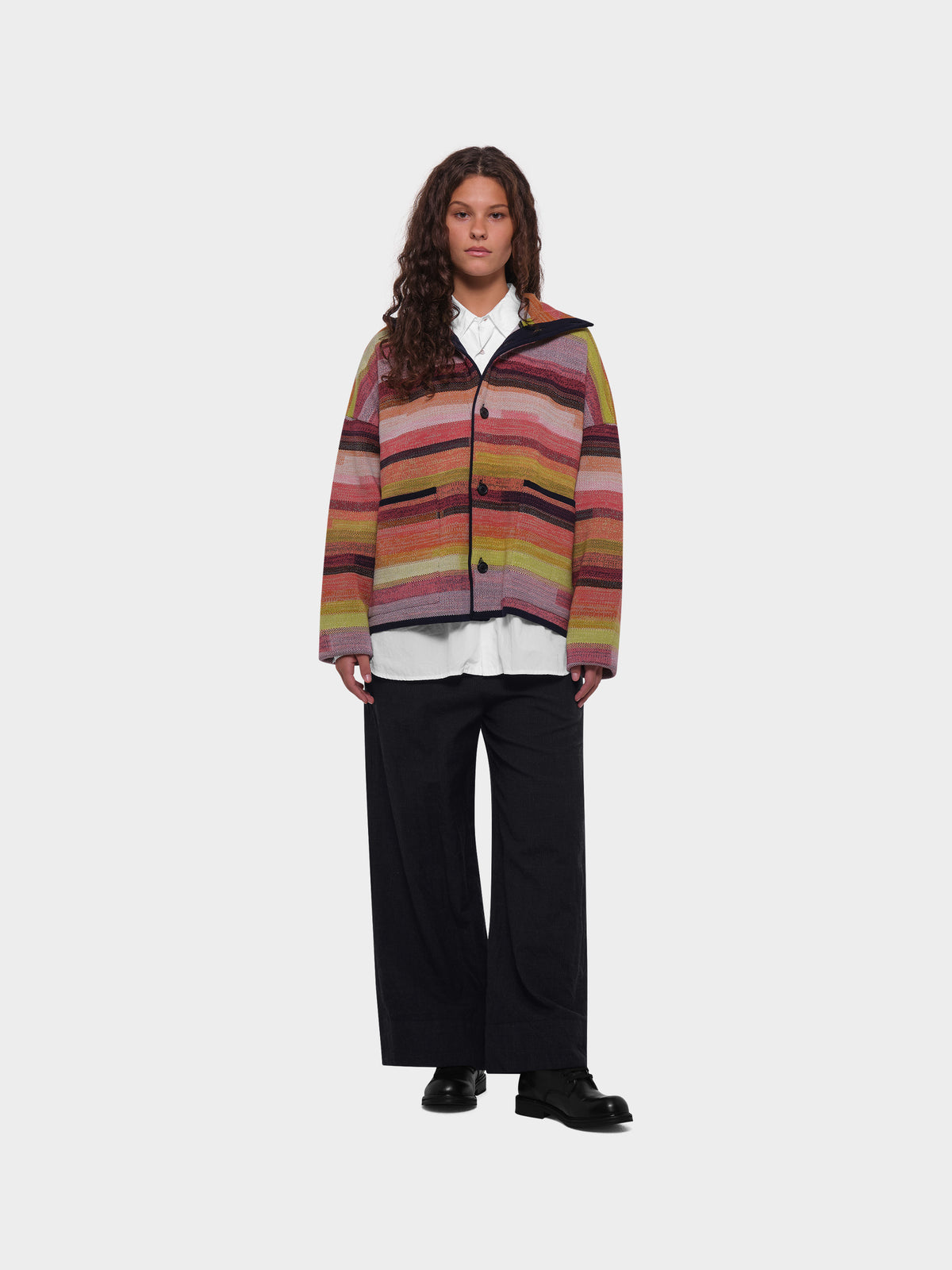 OMEN Strickjacke Tömmchen Kapuze Sao Paulo am model