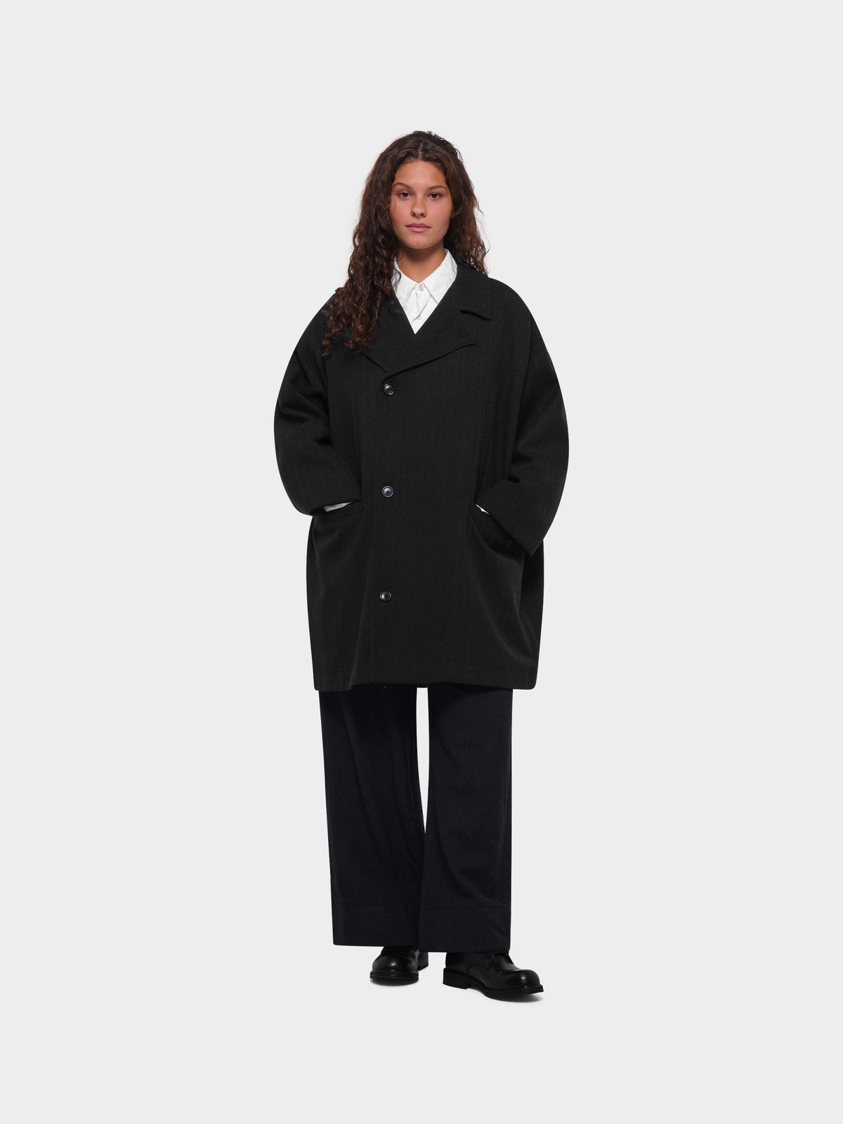 OMEN Mantel Sascha NDRD am model