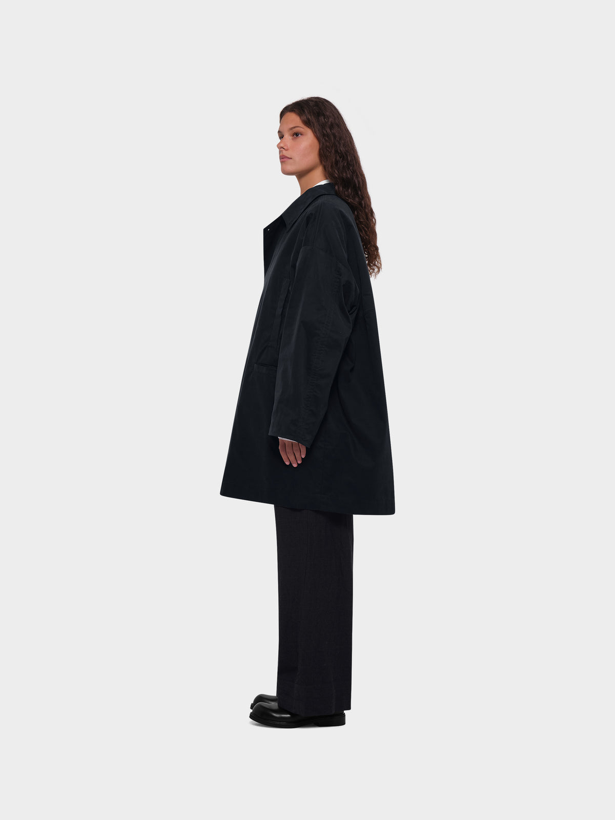 OMEN Mantel Sascha Damon am model
