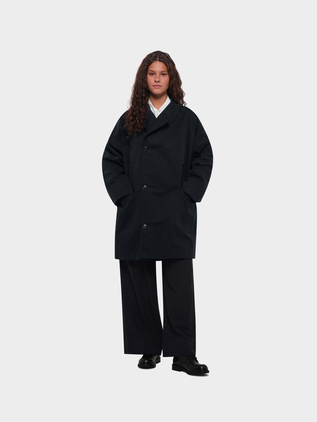 OMEN Mantel Sascha Damon am model