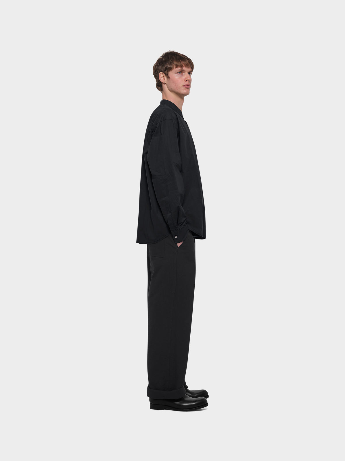 OMEN Hemd Mattheo Agnese am model