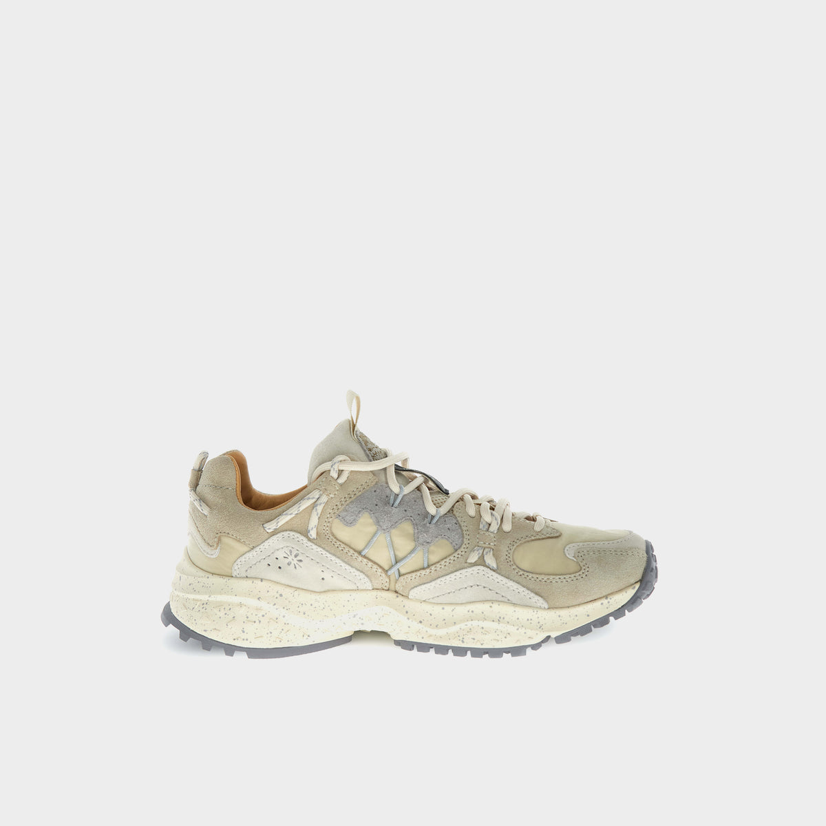 Flower Mountain Sneaker Yamabushi Uni Cow Suede in Farbe taupe_beige