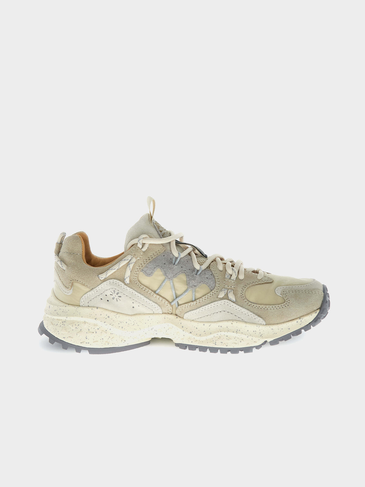 Flower Mountain Sneaker Yamabushi Uni Cow Suede in Farbe taupe_beige