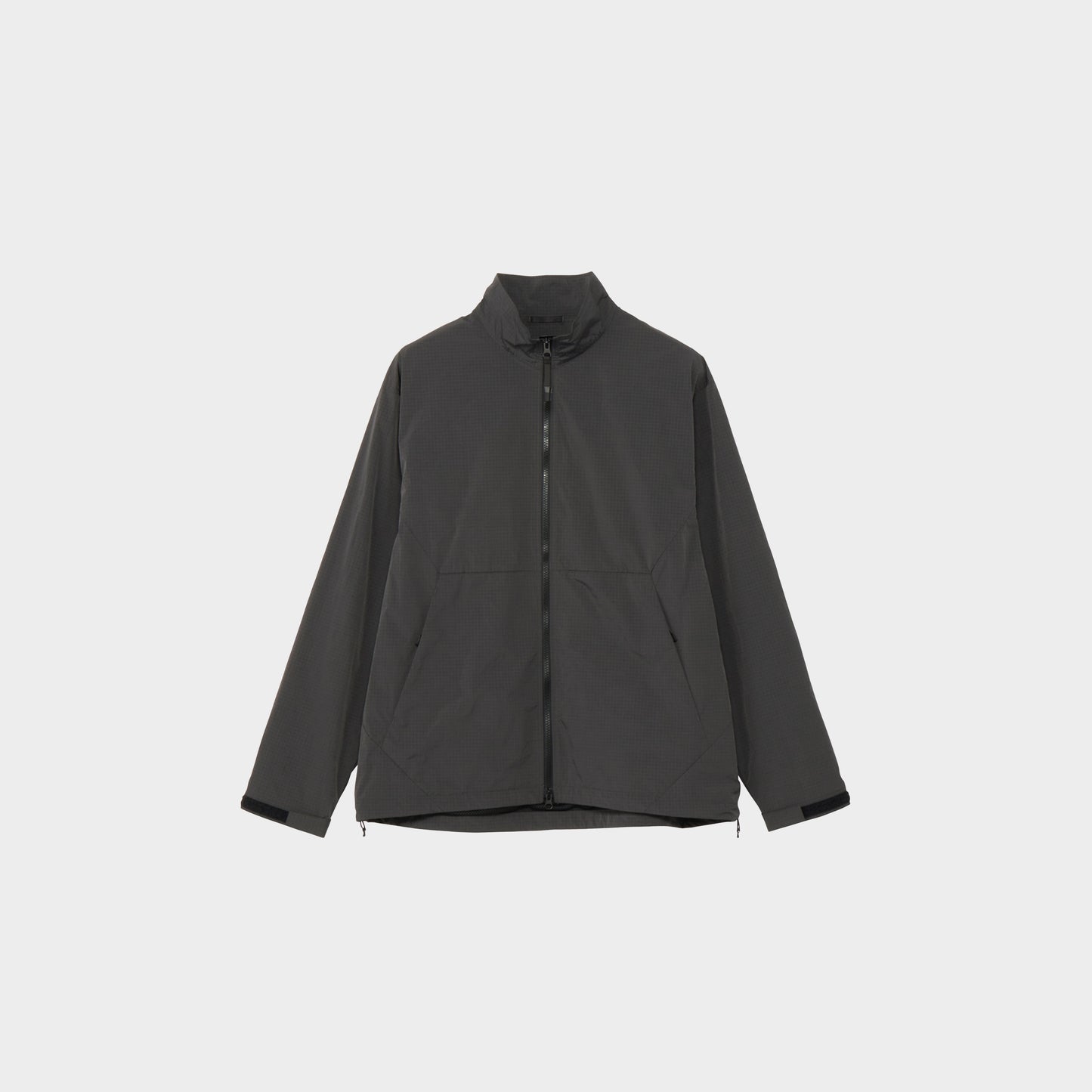 Goldwin Dope Dyed Rip-Stop Wind Jacket in Farbe carbon_grey