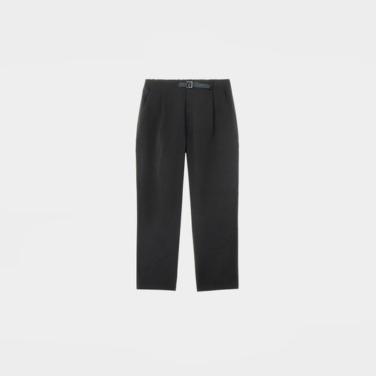 Goldwin One Tuck Tapered Stretch Pants in Farbe black