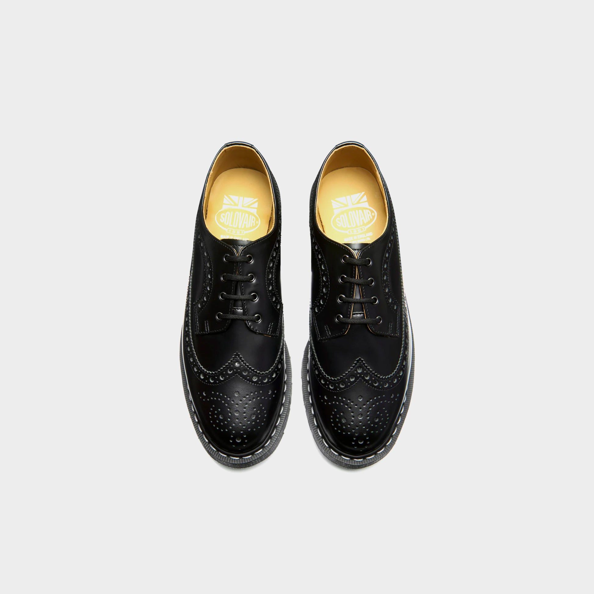 Solovair Hi-Shine 4 Eye American Derby Brogue Shoe in schwarz