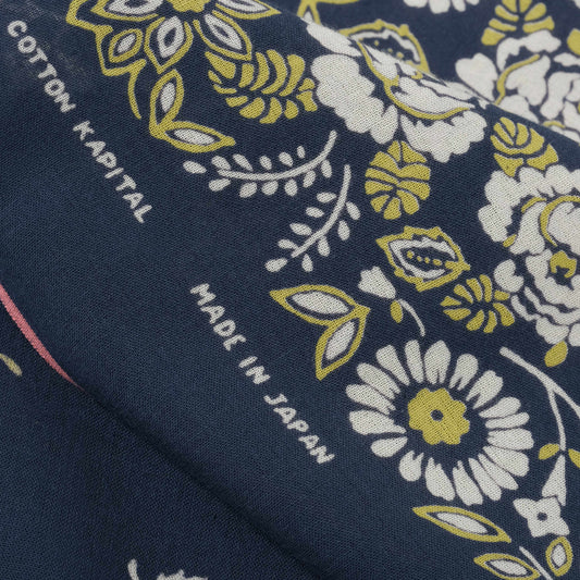 Bandana Churchill Garden Big