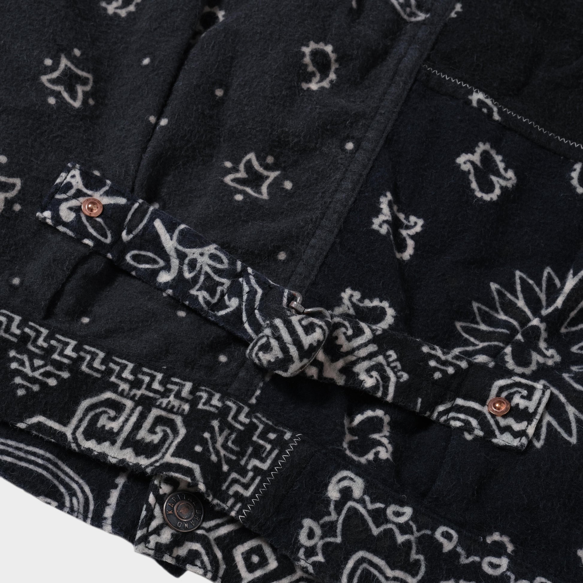 Kapital Flannel Reversible Bandana Print Jacket in Farbe black_khaki
