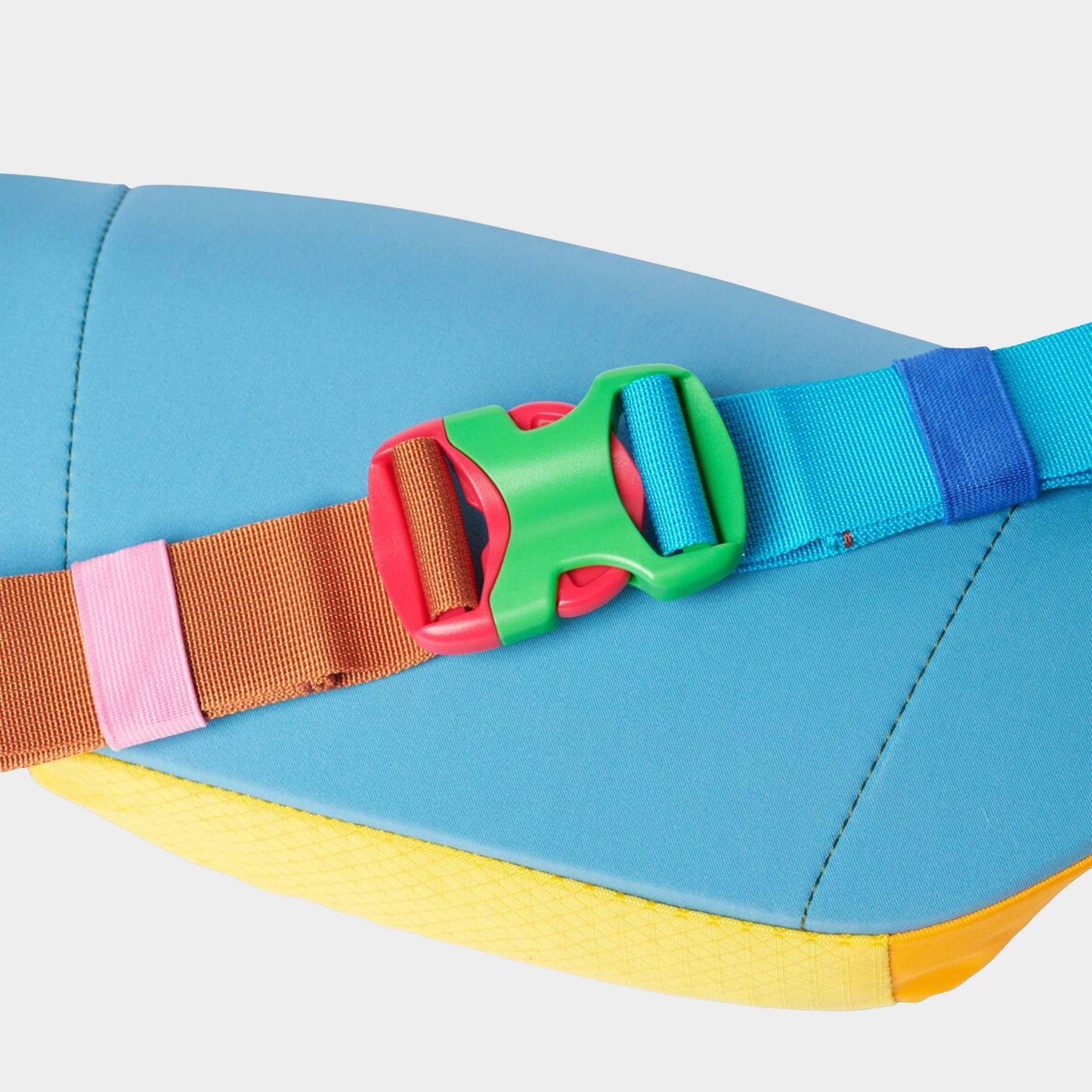 Cotopaxi Kapai 3L Hip Pack - Del Dia in Farbe del_dia