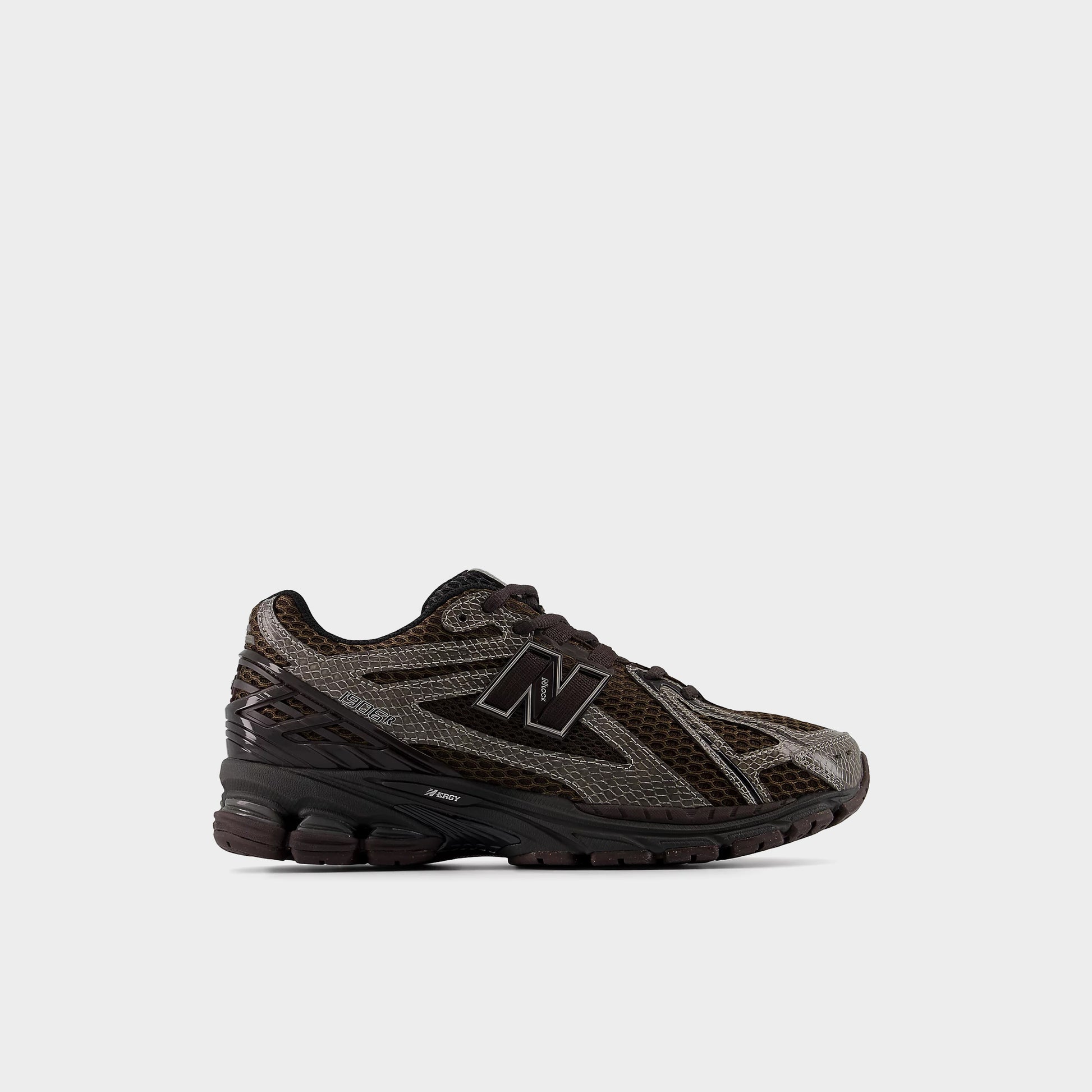 New Balance U1906 2NQ in Farbe thunder_brown_black
