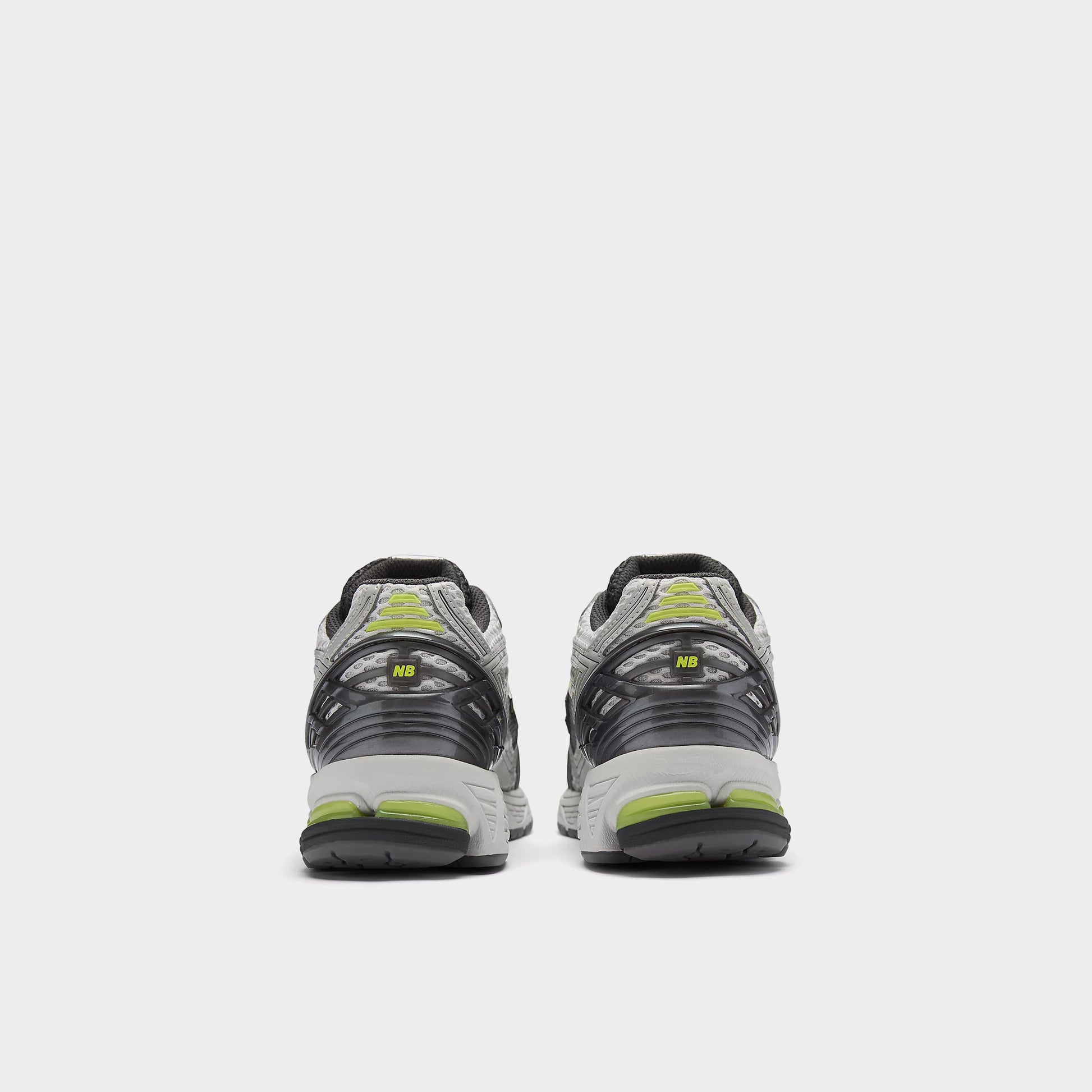 New Balance U1906R 52H in Farbe light_silver_metallic_alkaline_green