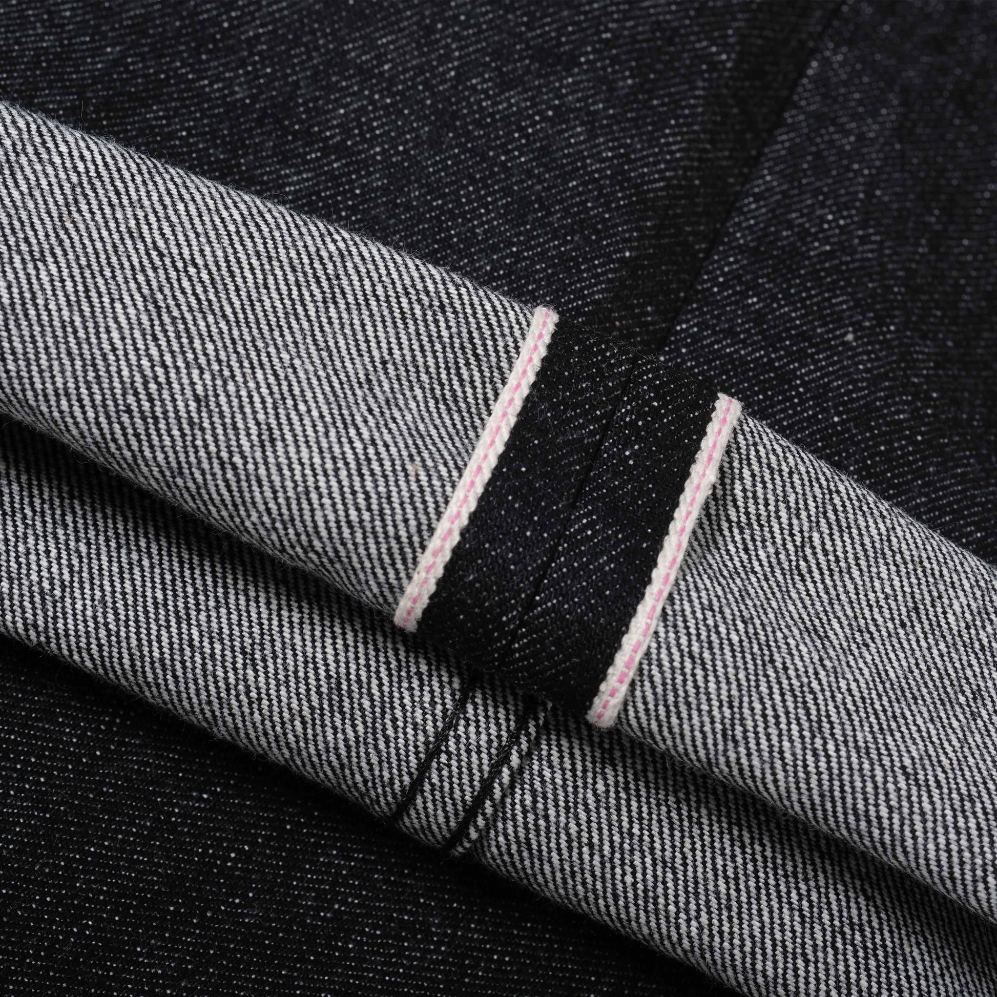 Naked&Famous Strong Guy - Yatagarasu Selvedge in Farbe black