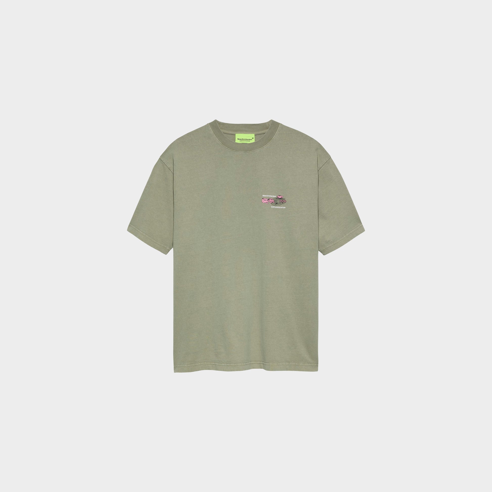 New Amsterdam Surf Association Lilies Tee in Farbe sea_grass