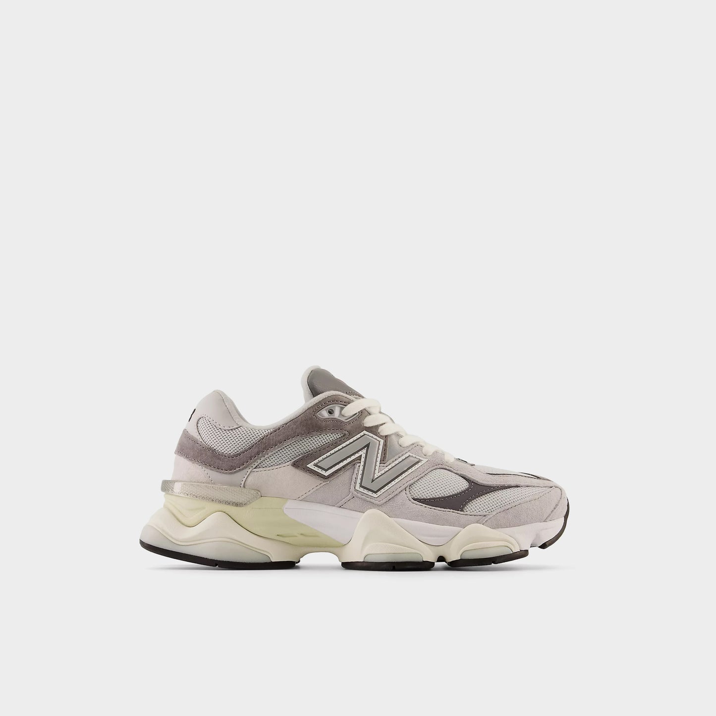 New Balance 9060 GRY in Farbe grey