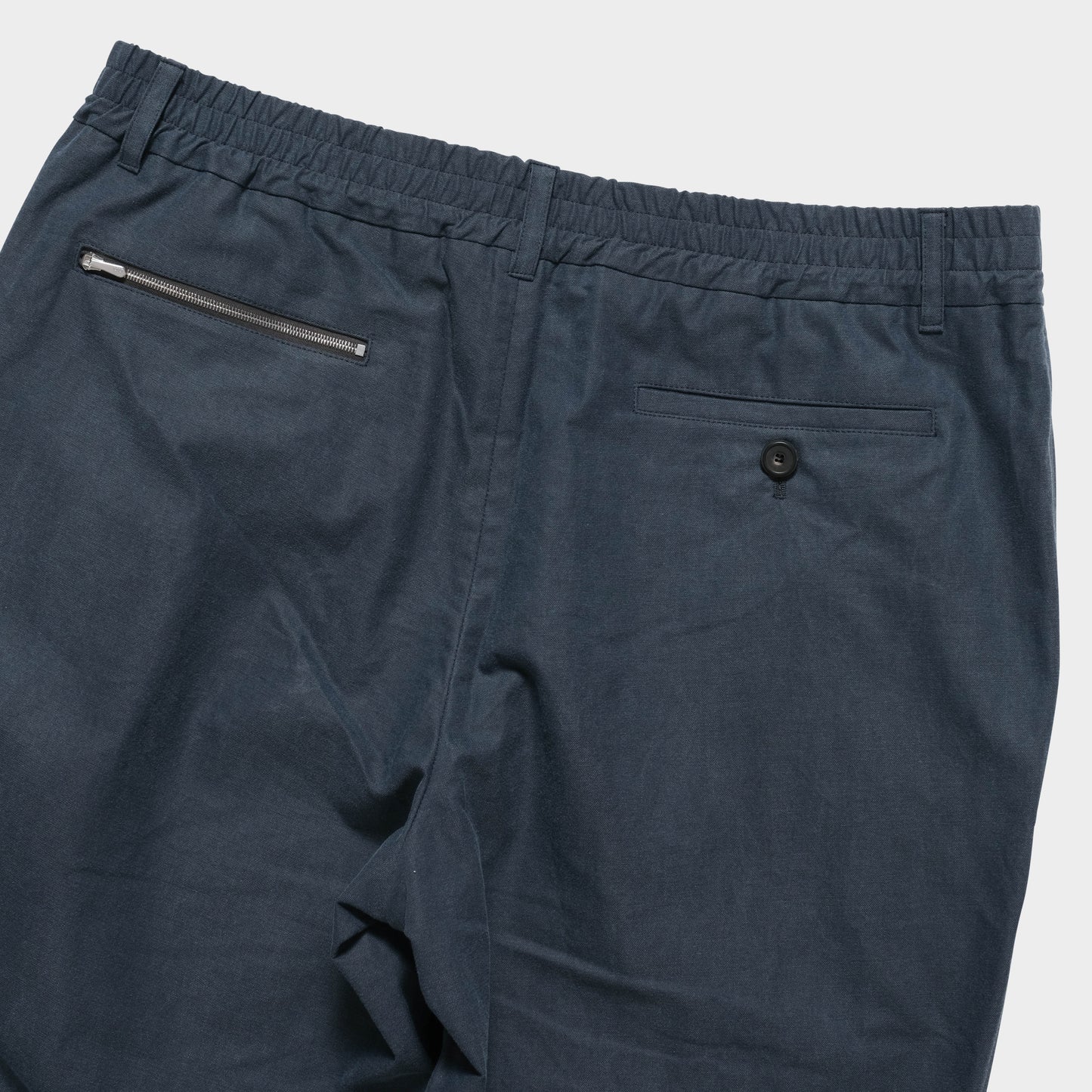 OMEN Hose Hanoi American Oxford Delave in Farbe grau