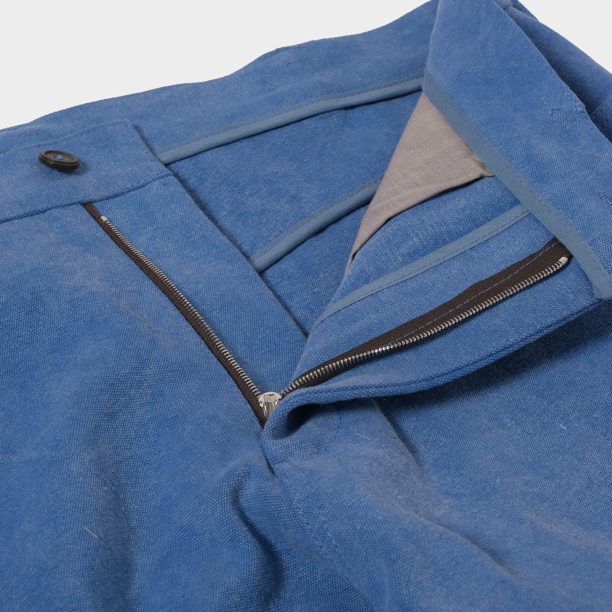 OMEN Hose Tool Guinea in Farbe dusty_blue