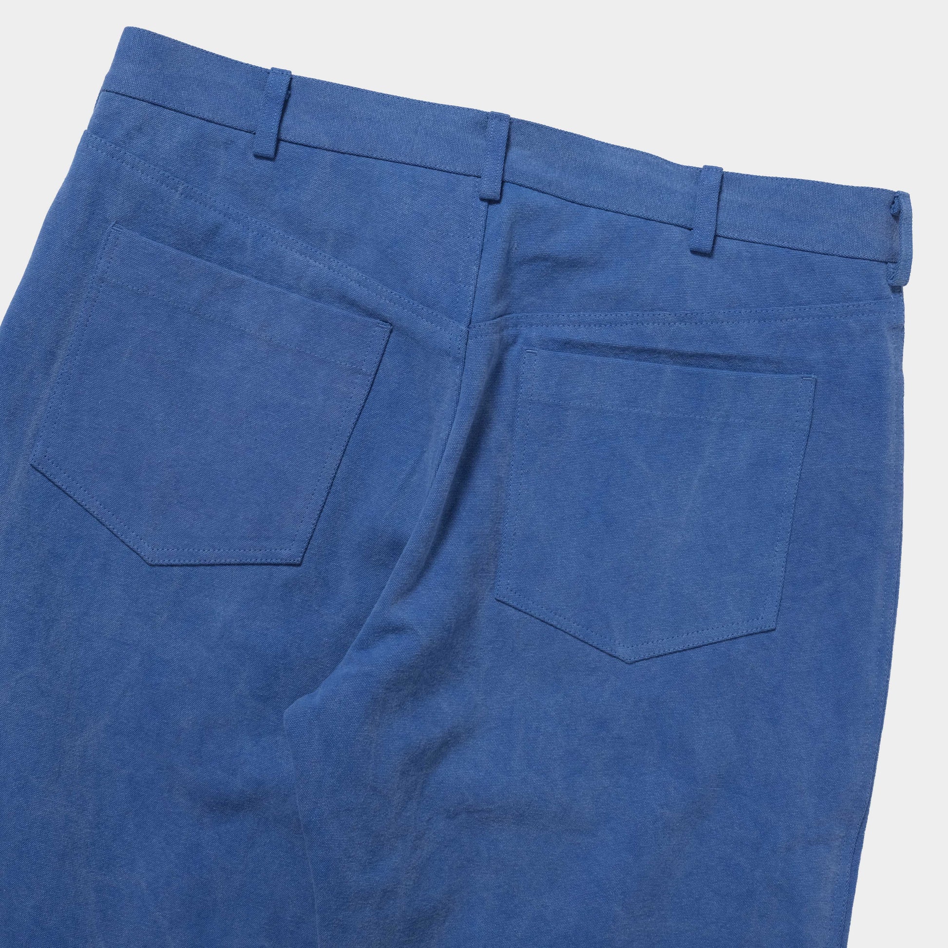 OMEN Hose Tool Guinea in Farbe dusty_blue