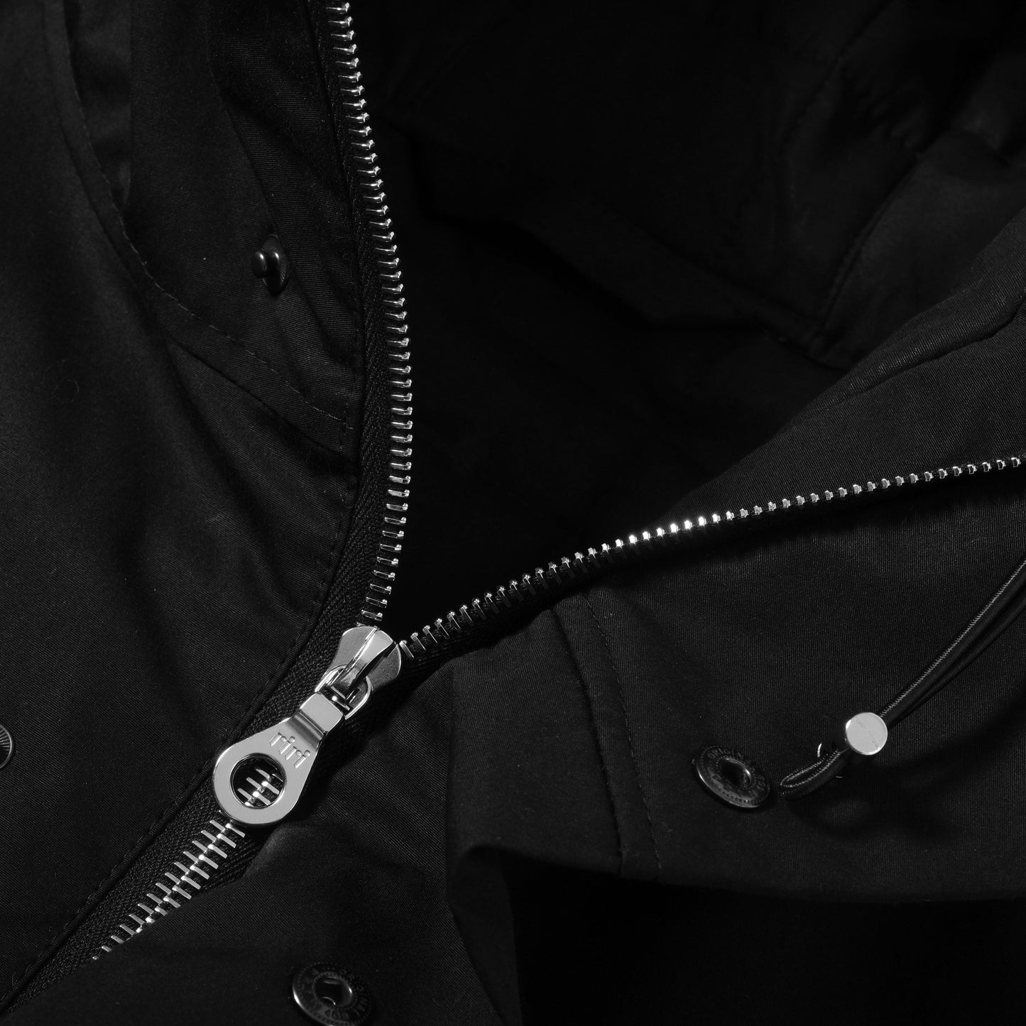 OMEN Mantel Nessa M Eta Proof Steppfutter in Farbe schwarz