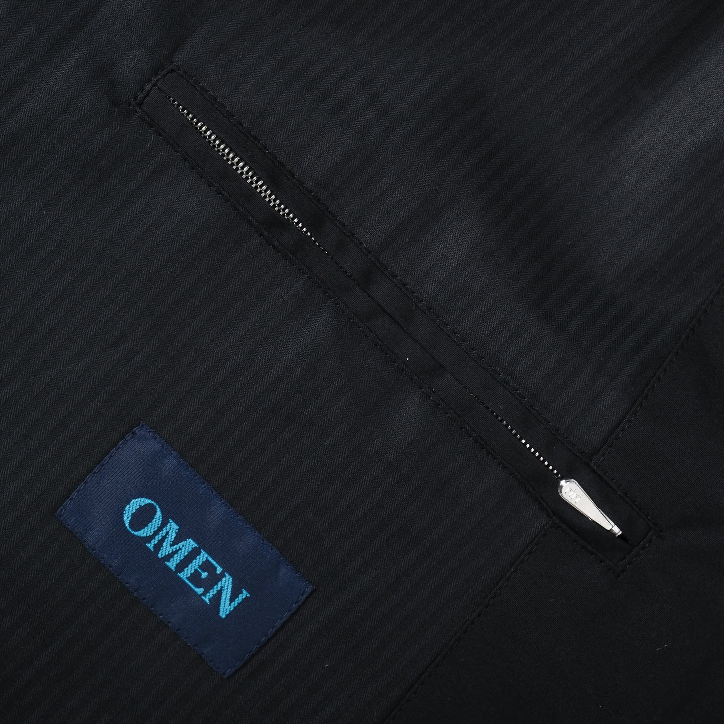 OMEN Mantel Nessa Eta Proof in Farbe schwarz