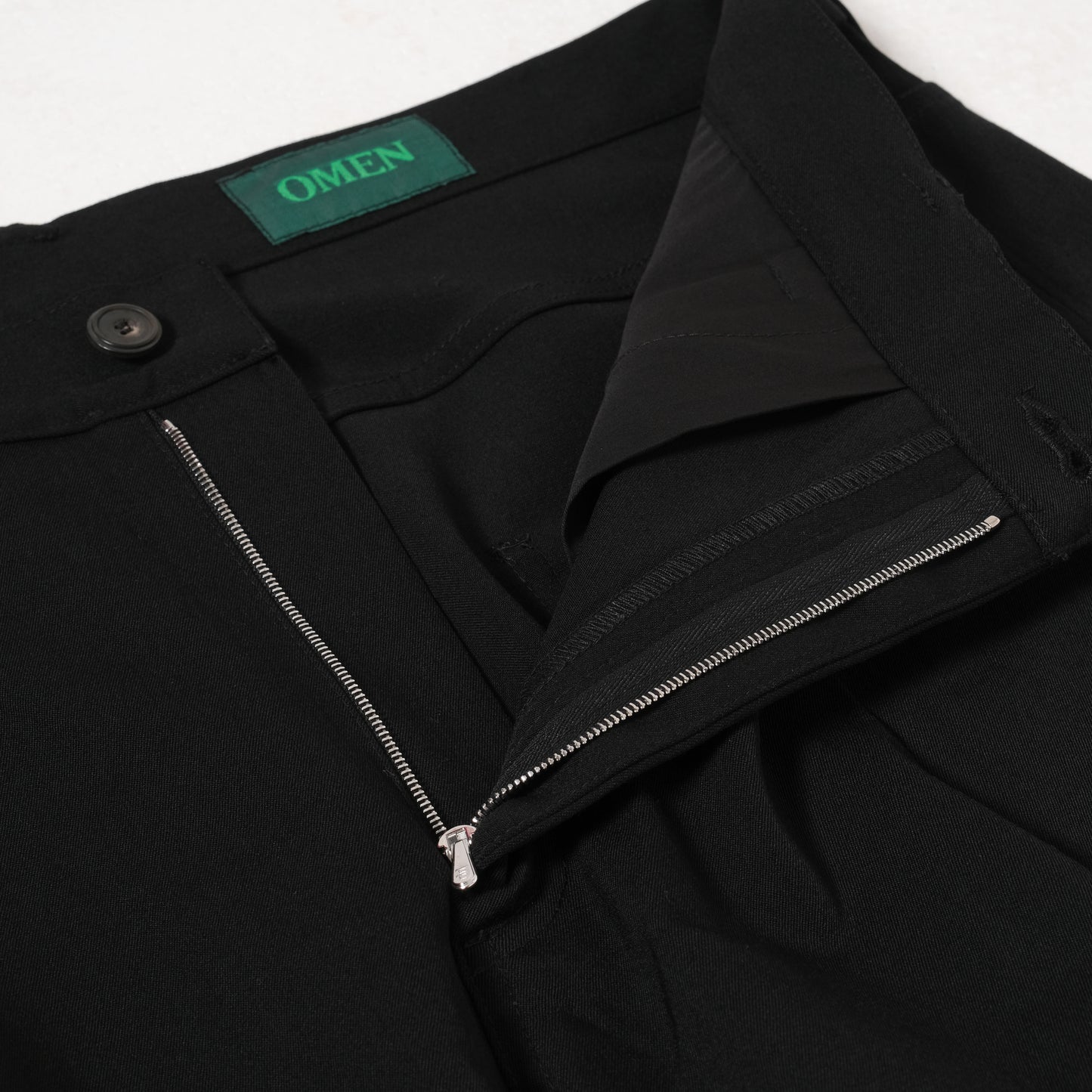 OMEN Hose Vienna Olivi in Farbe schwarz