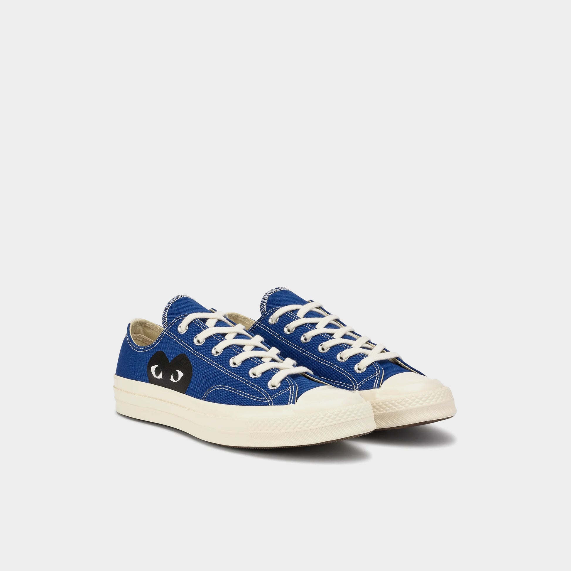 CdG  Chuck Taylor 70 Heart Low Top Blue in Farbe blue