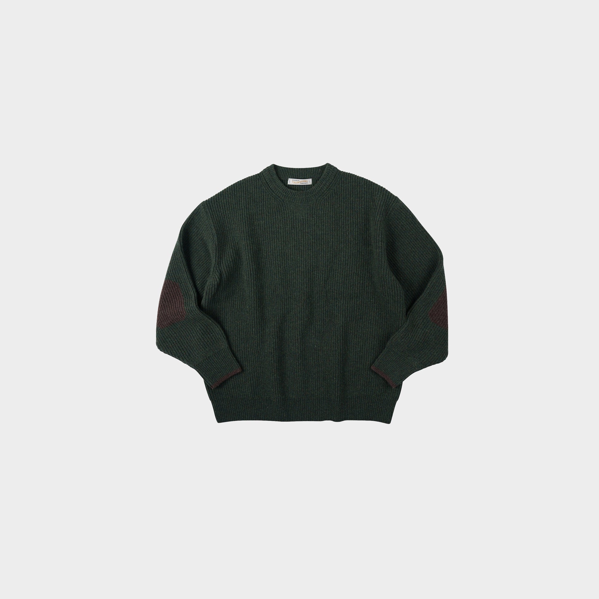 Frizmworks Patch Round Pullover Knit in Farbe forest_green
