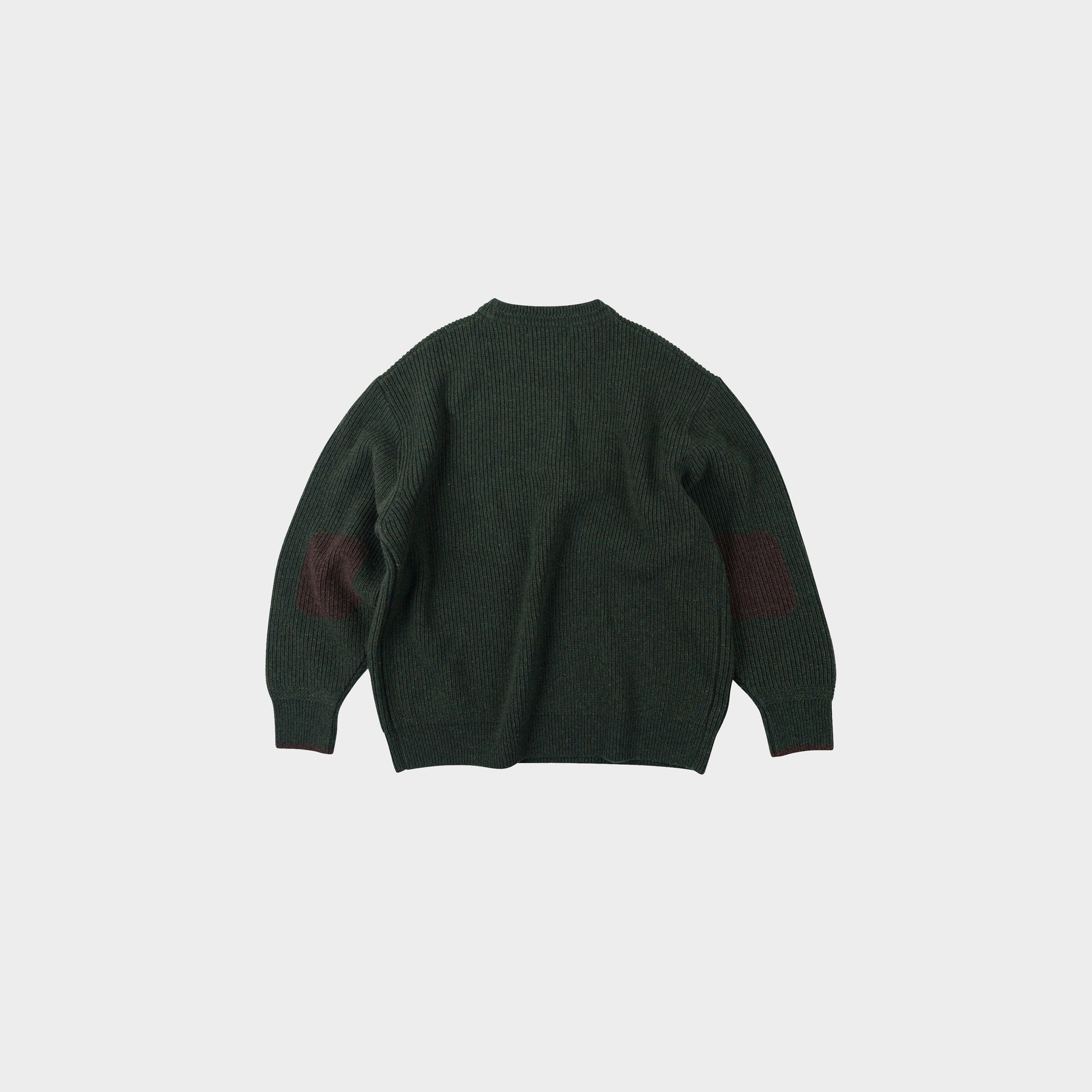 Frizmworks Patch Round Pullover Knit in Farbe forest_green