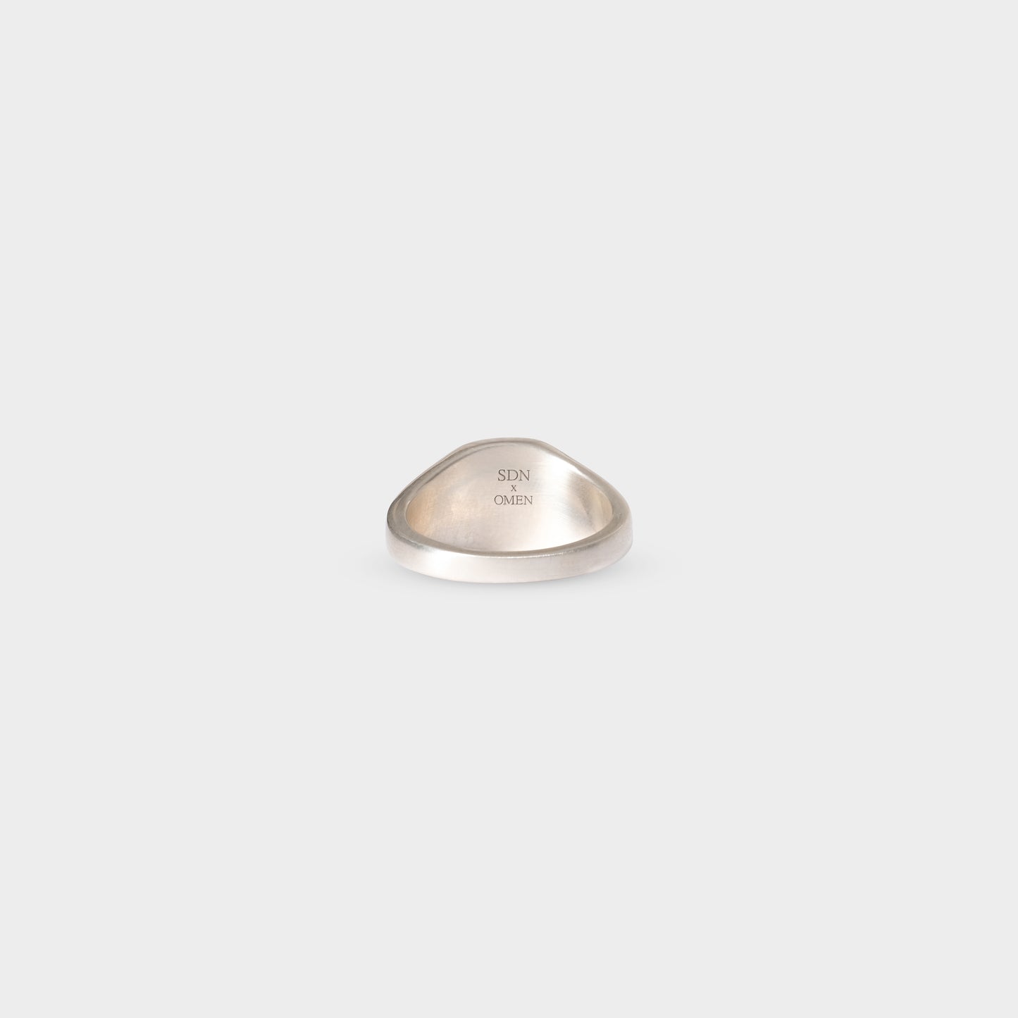 SDN X OMEN Ring OMEN Cameo Ring in Farbe silver