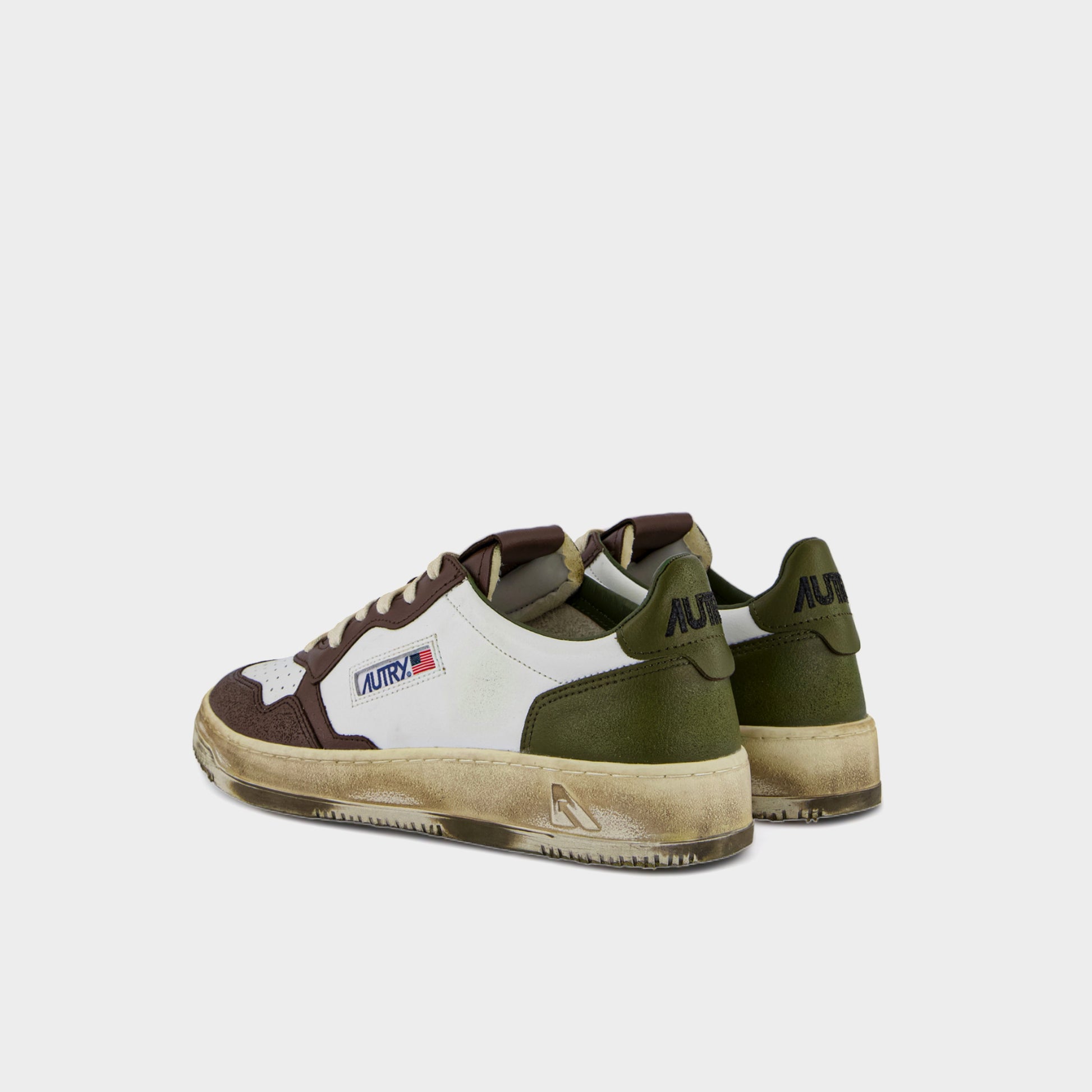 Autry Sup Vint Low M VL03 in Garbe brown_military