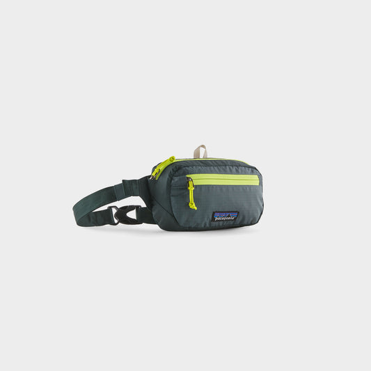 Patagonia Ultralight Black Hole Mini Hip Pack in Farbe nouveau_green