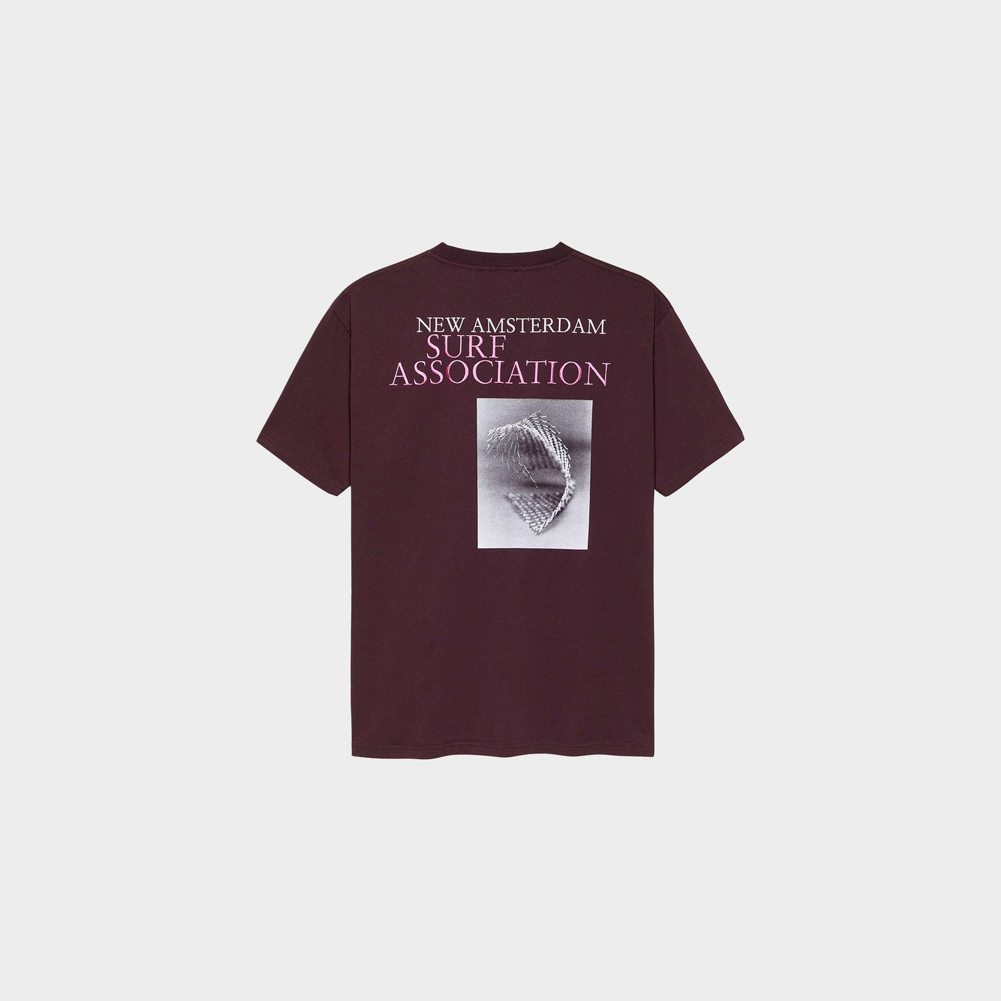 New Amsterdam Surf Association Wire Tee in Farbe vineyardwine