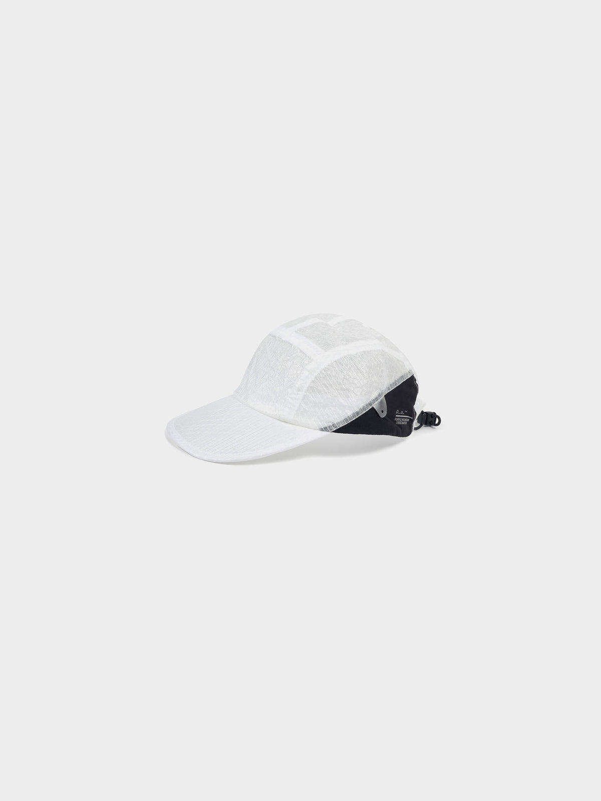 db Journey x PMO ALUULA Tech Cap in Farbe white_black